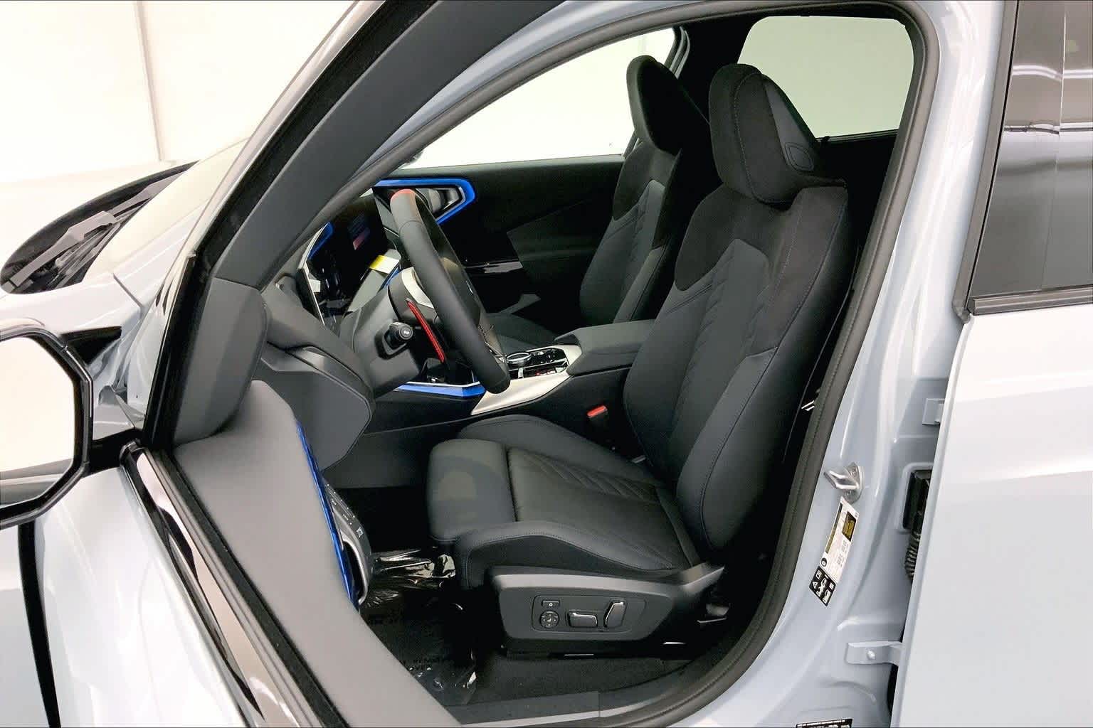 Thumbnail: 2026 BMW X3 - 11