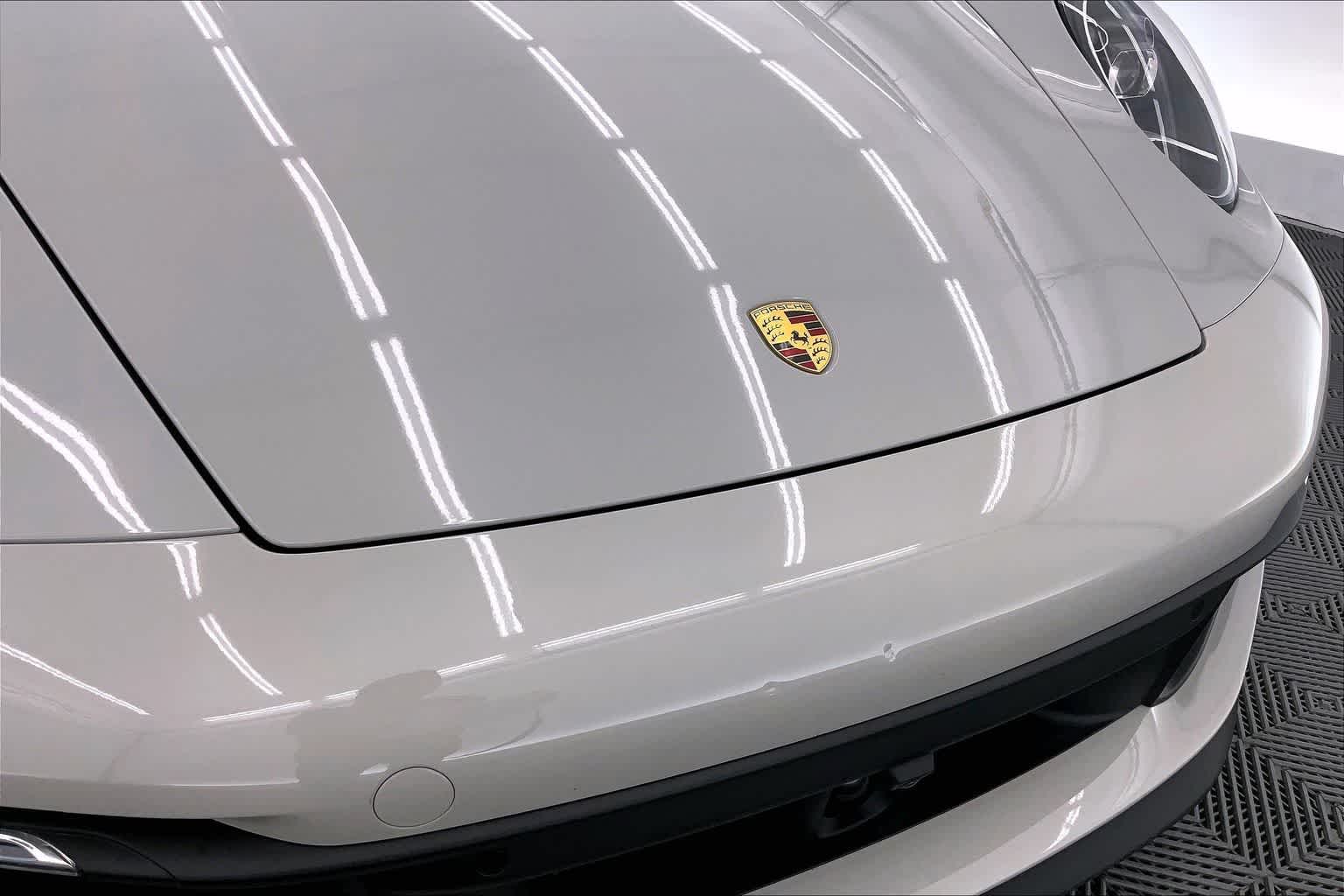 Thumbnail: 2020 Porsche 911 - 32