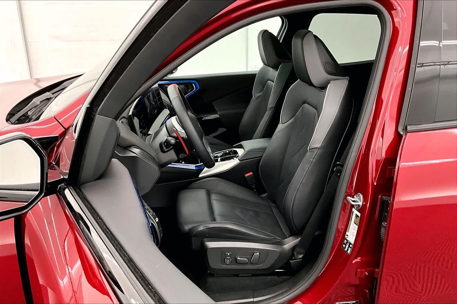 Thumbnail: 2025 BMW X3 - 11