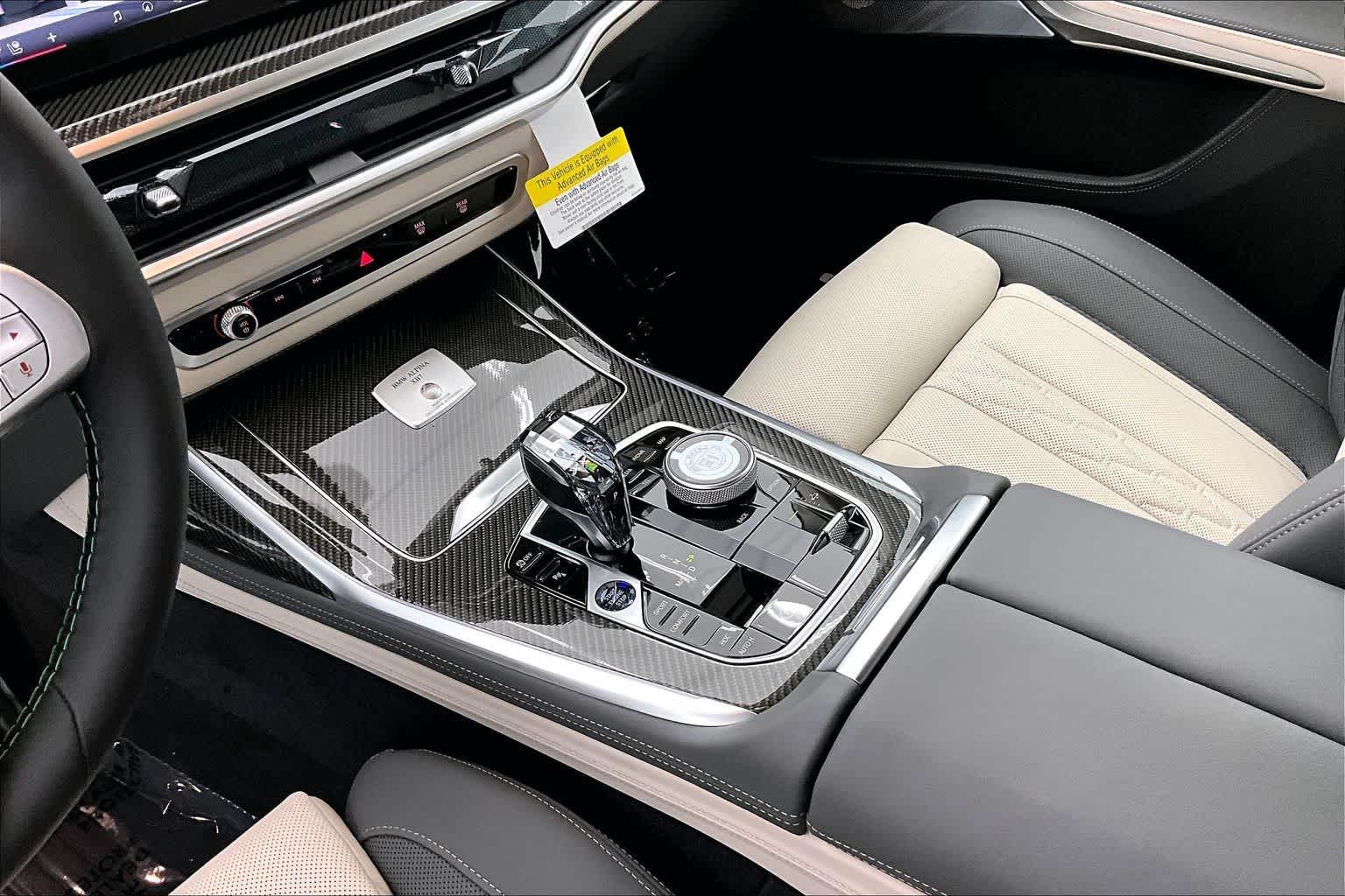 Thumbnail: 2026 BMW X7 - 17
