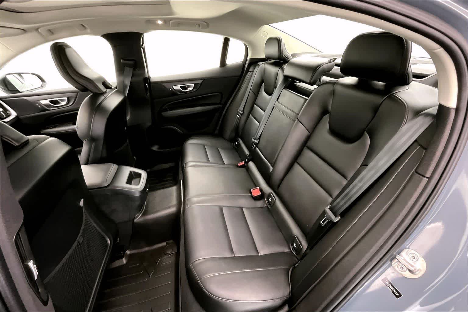 Thumbnail: 2024 Volvo S60 - 29