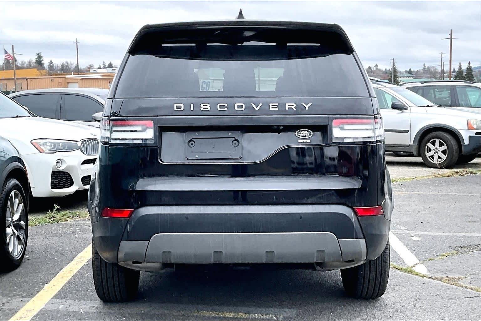 Thumbnail: 2019 Land Rover Discovery - 5