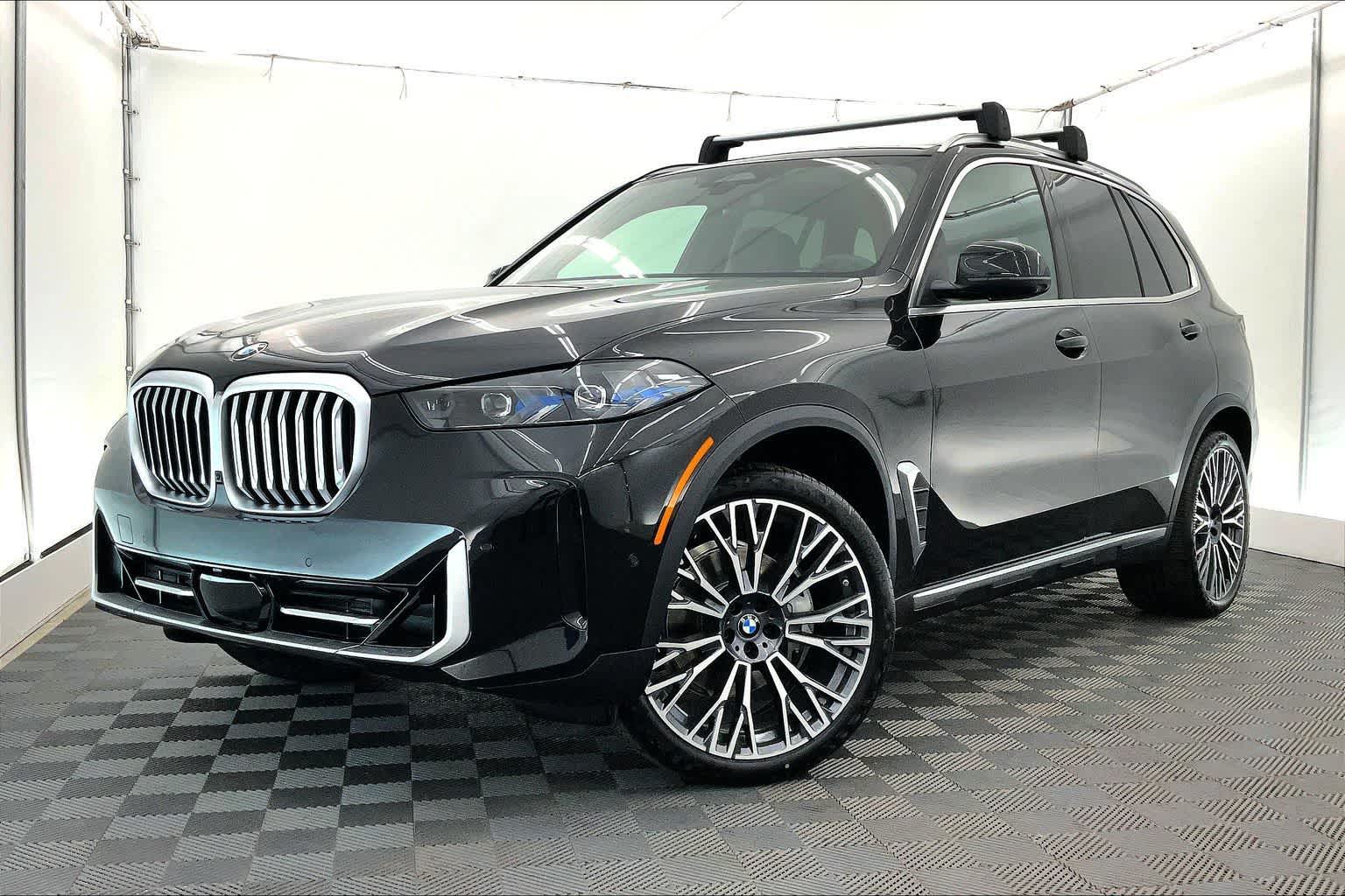 Thumbnail: 2026 BMW X5 - 1