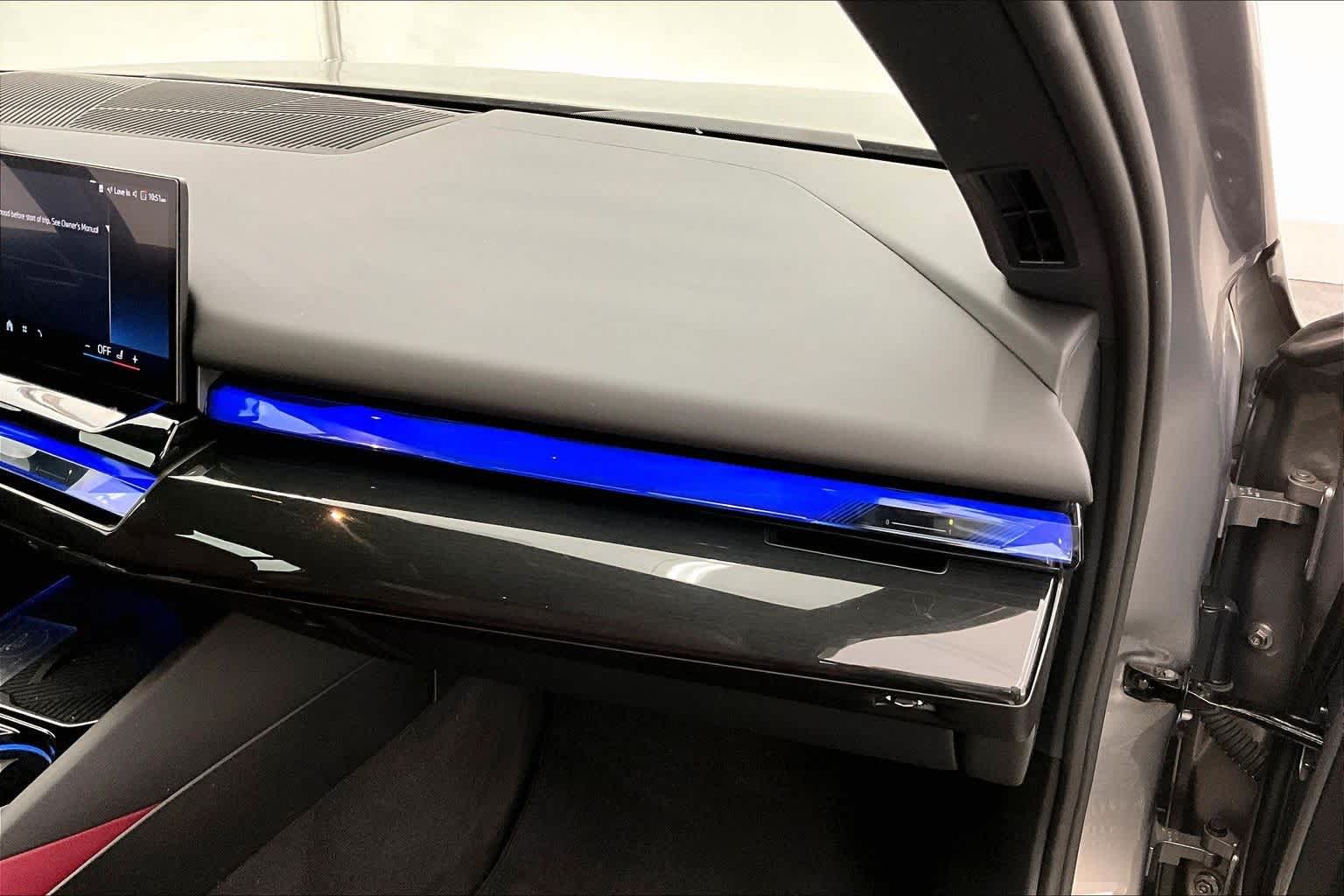 Thumbnail: 2026 BMW 5 Series - 23