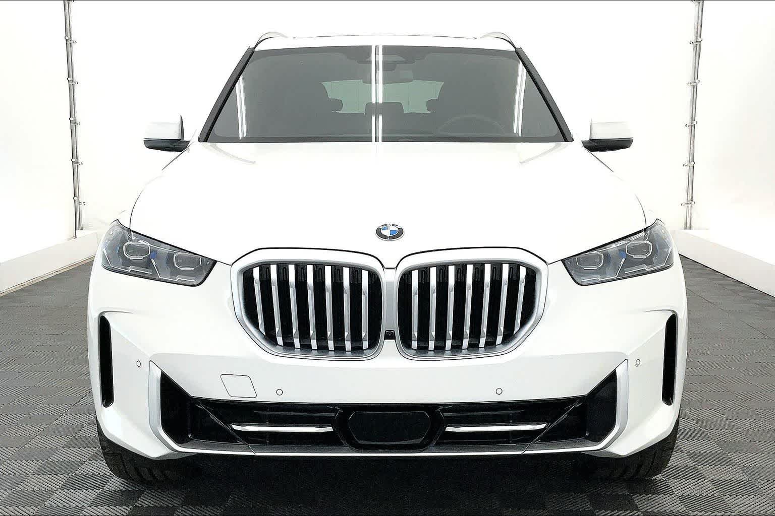 Thumbnail: 2026 BMW X5 - 6