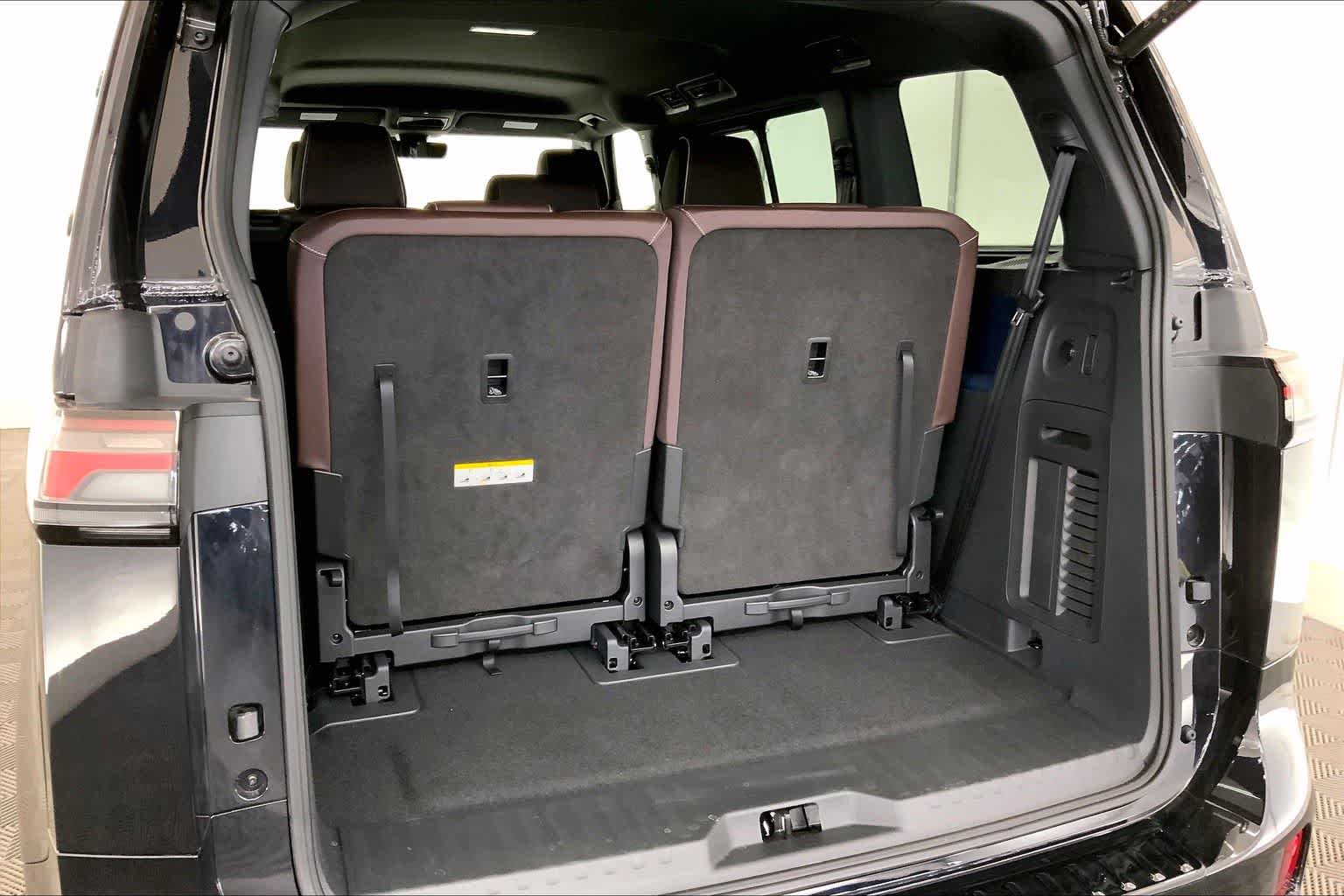 Thumbnail: 2025 Volkswagen ID.Buzz - 18