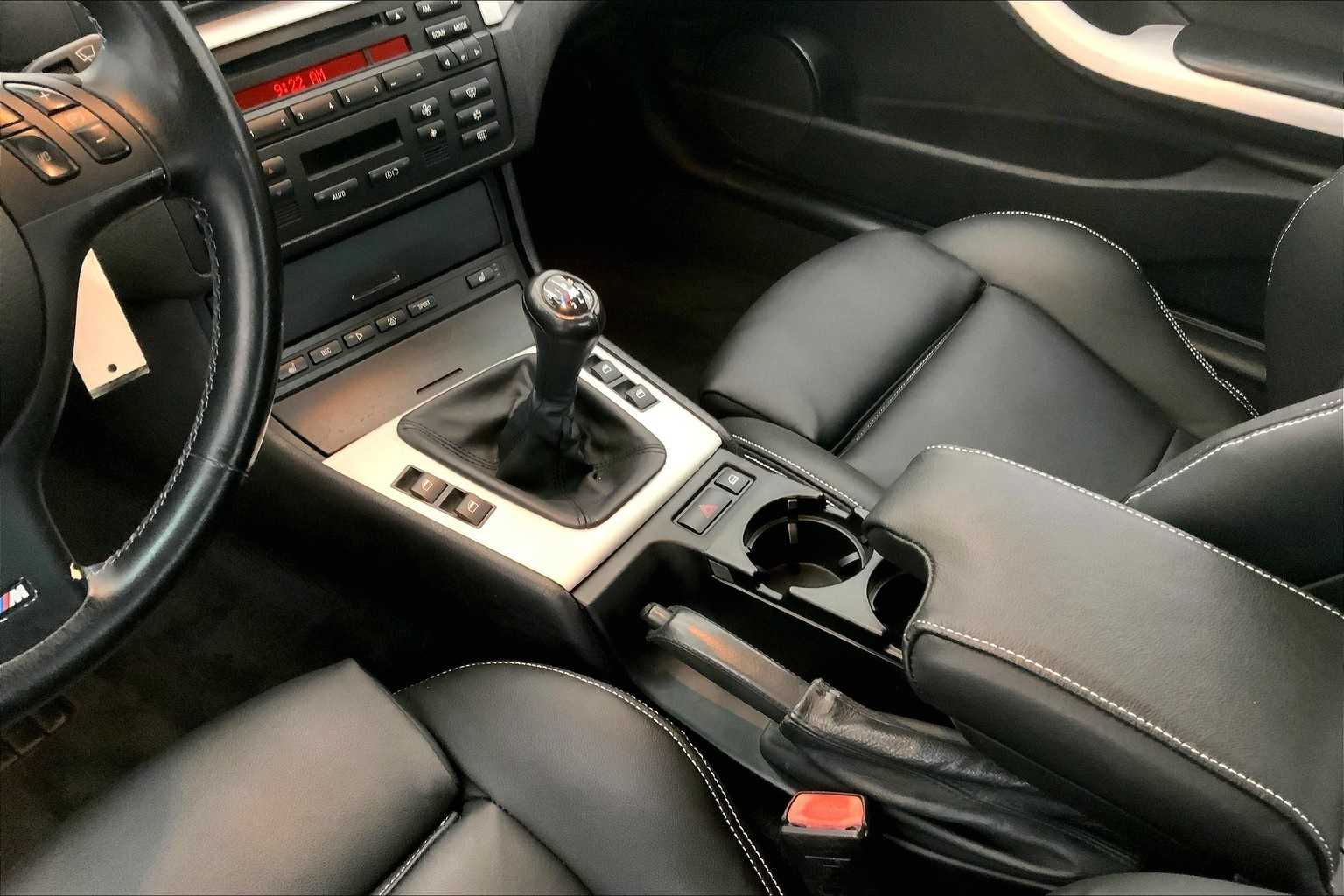 Thumbnail: 2004 BMW M3 - 15