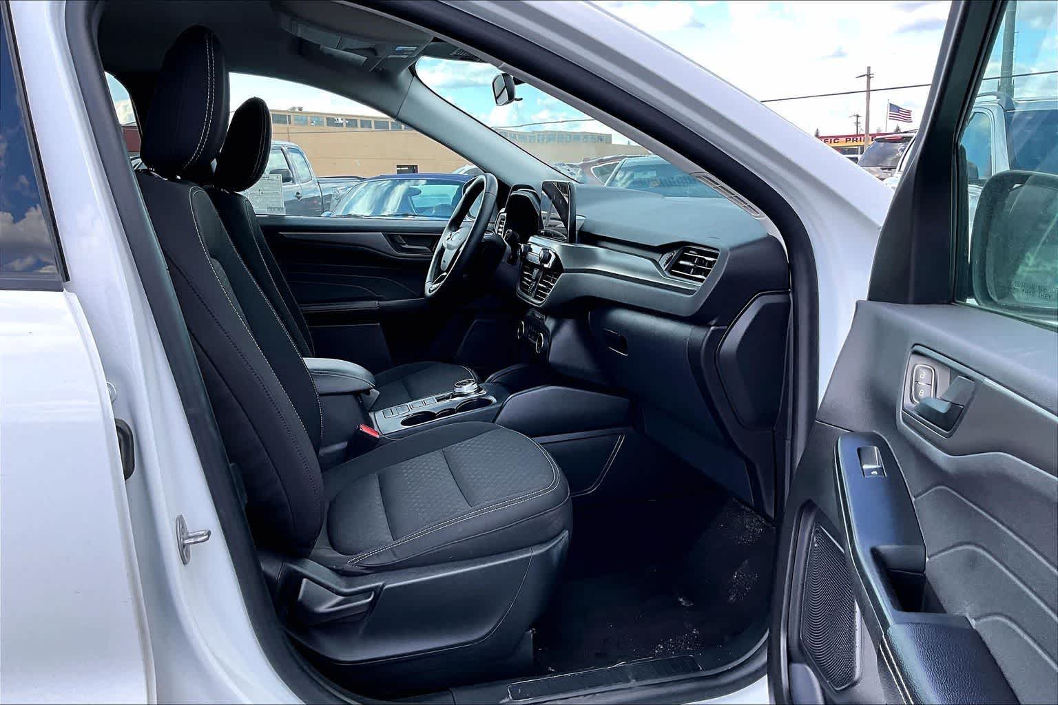 Thumbnail: 2024 Ford Escape - 14