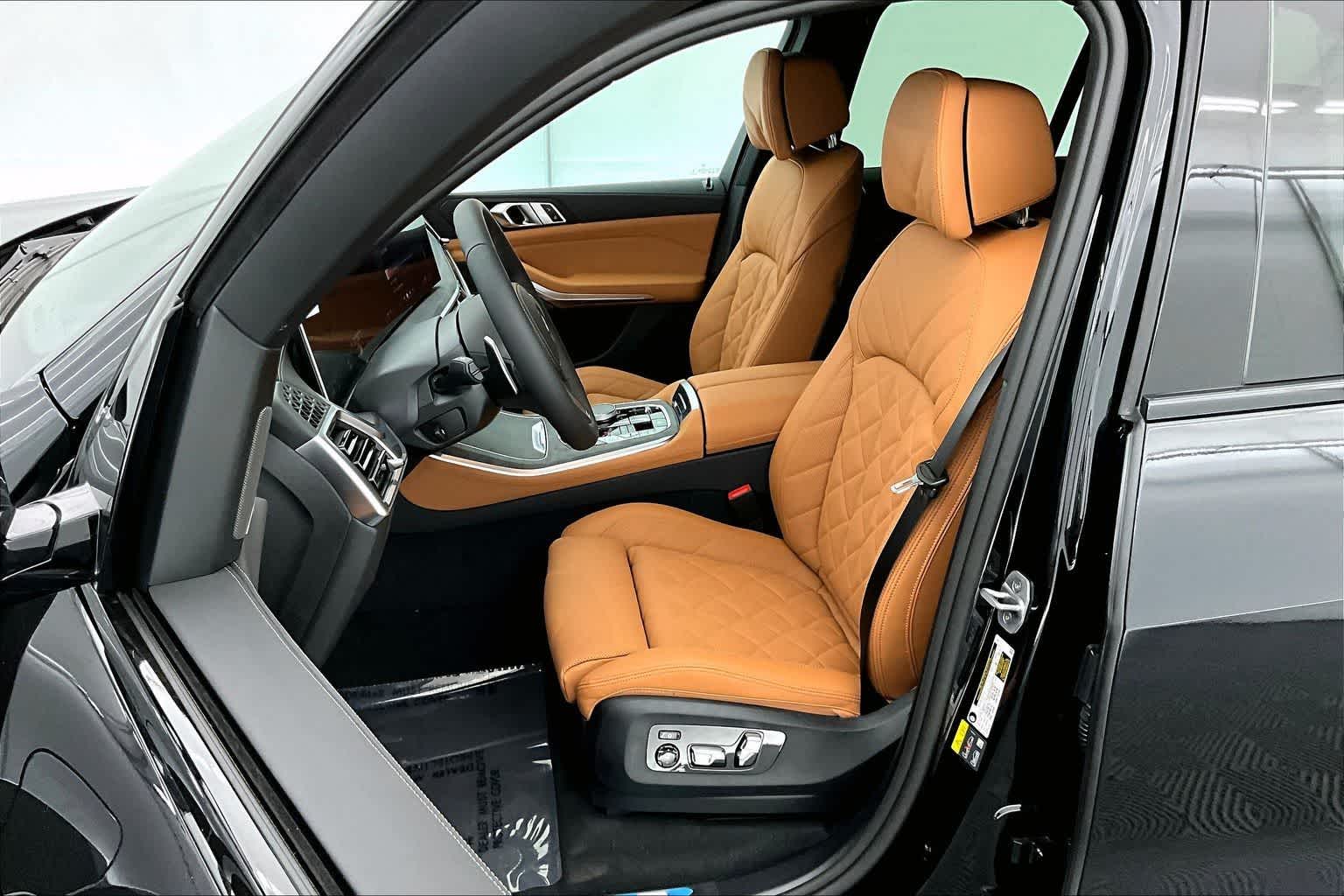 Thumbnail: 2026 BMW X5 - 11