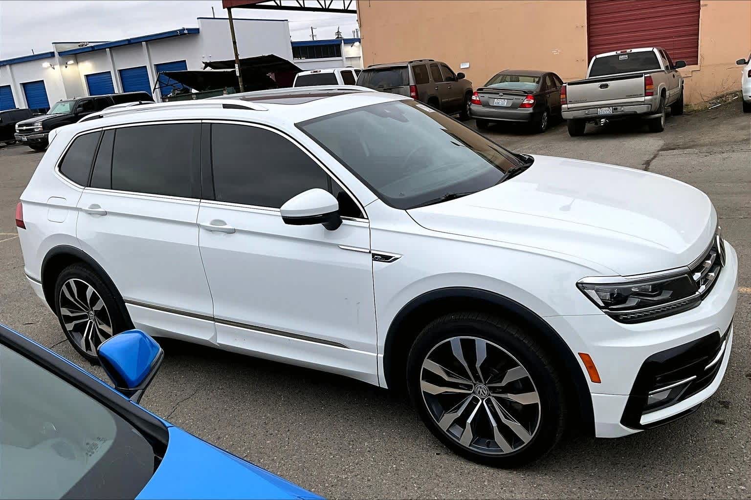 Thumbnail: 2020 Volkswagen Tiguan - 9