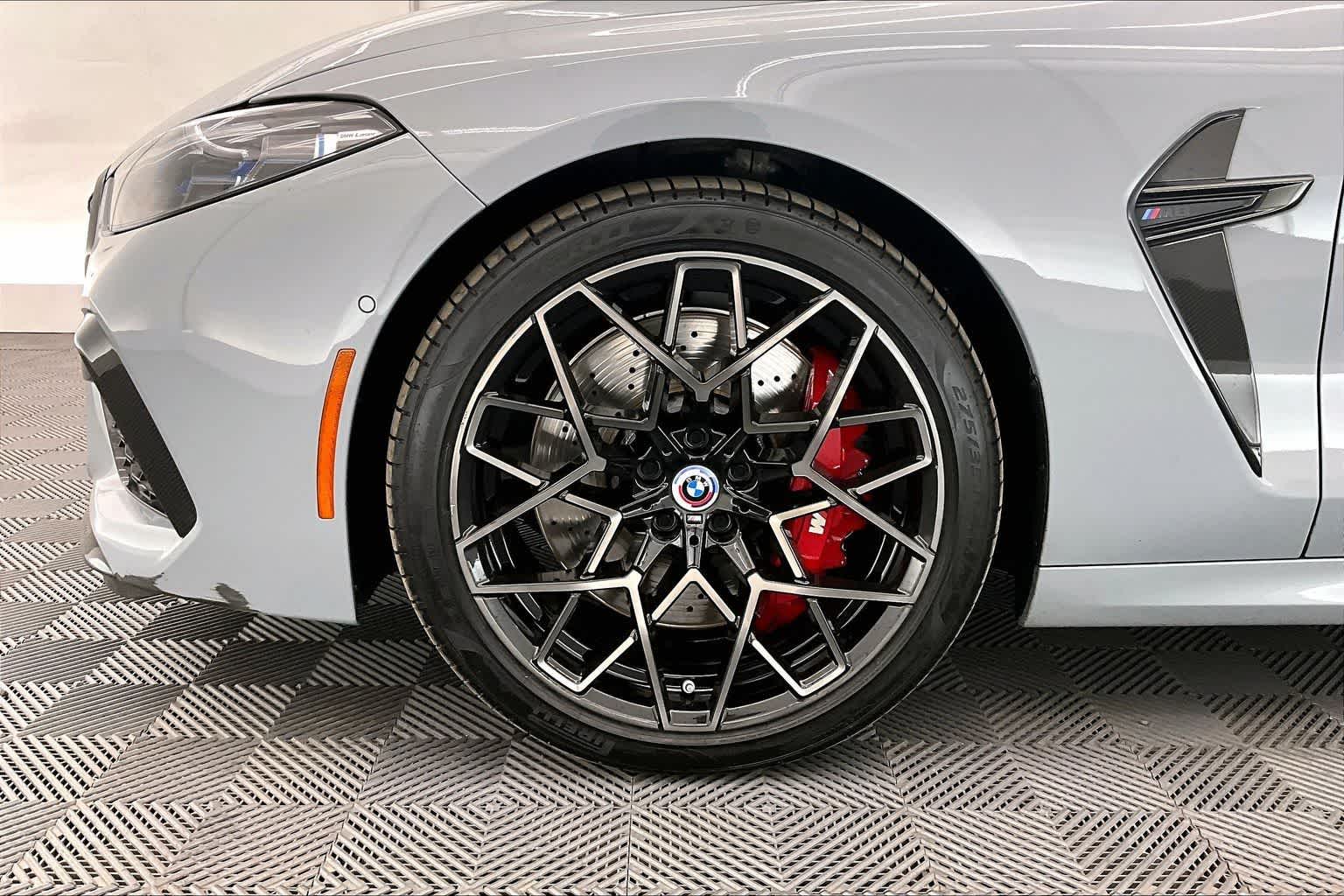 Thumbnail: 2023 BMW M8 - 8