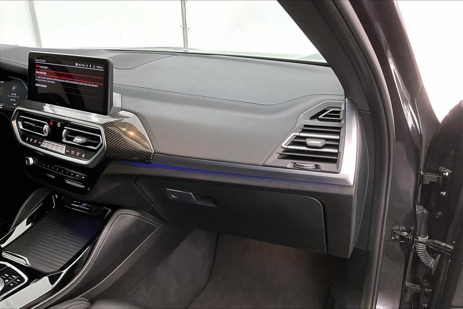 Thumbnail: 2023 BMW X4 - 23