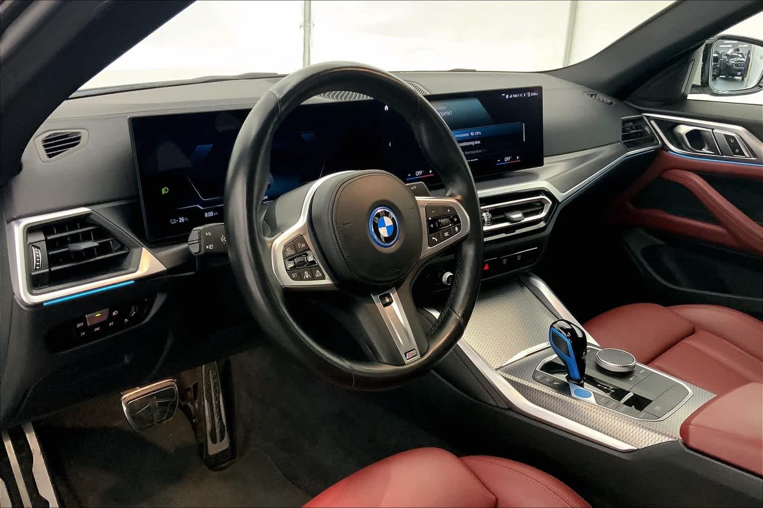 Thumbnail: 2022 BMW i4 - 2