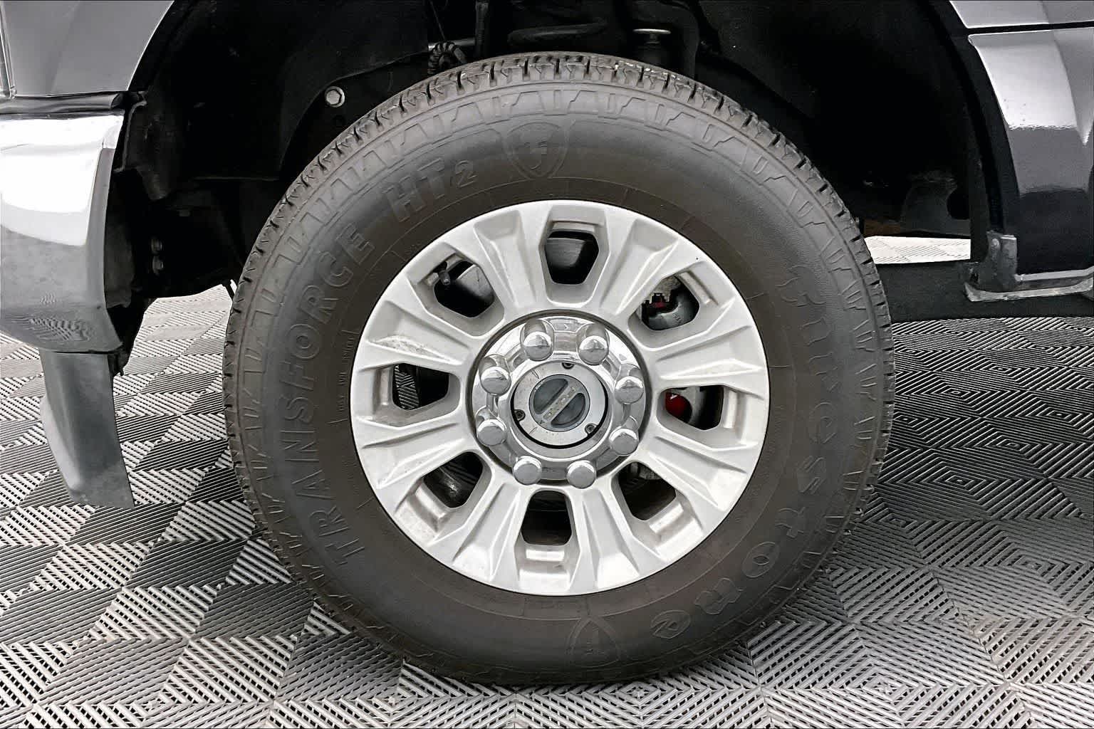 Thumbnail: 2022 Ford F-250 - 8