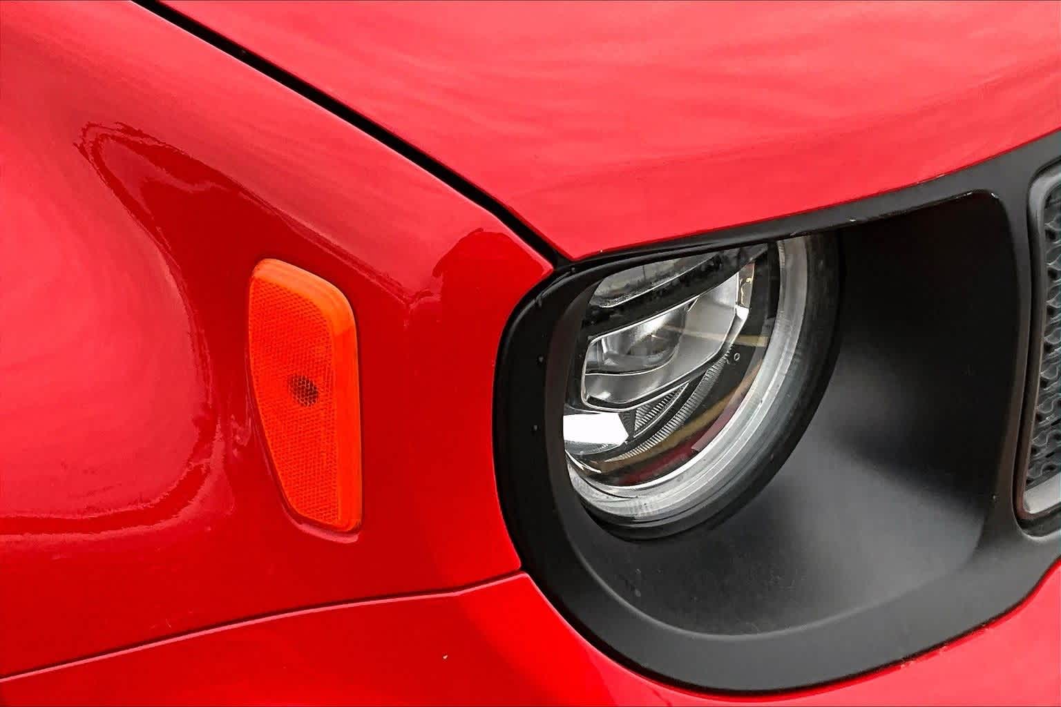 Thumbnail: 2020 Jeep Renegade - 16