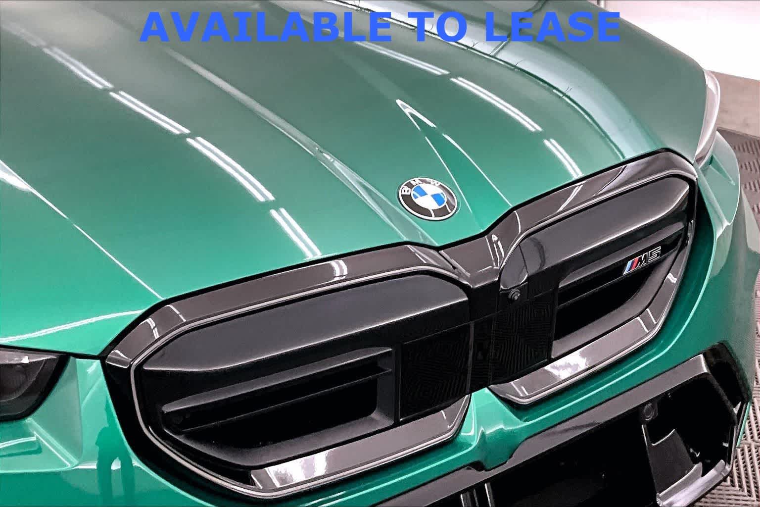 Thumbnail: 2025 BMW M5 - 33