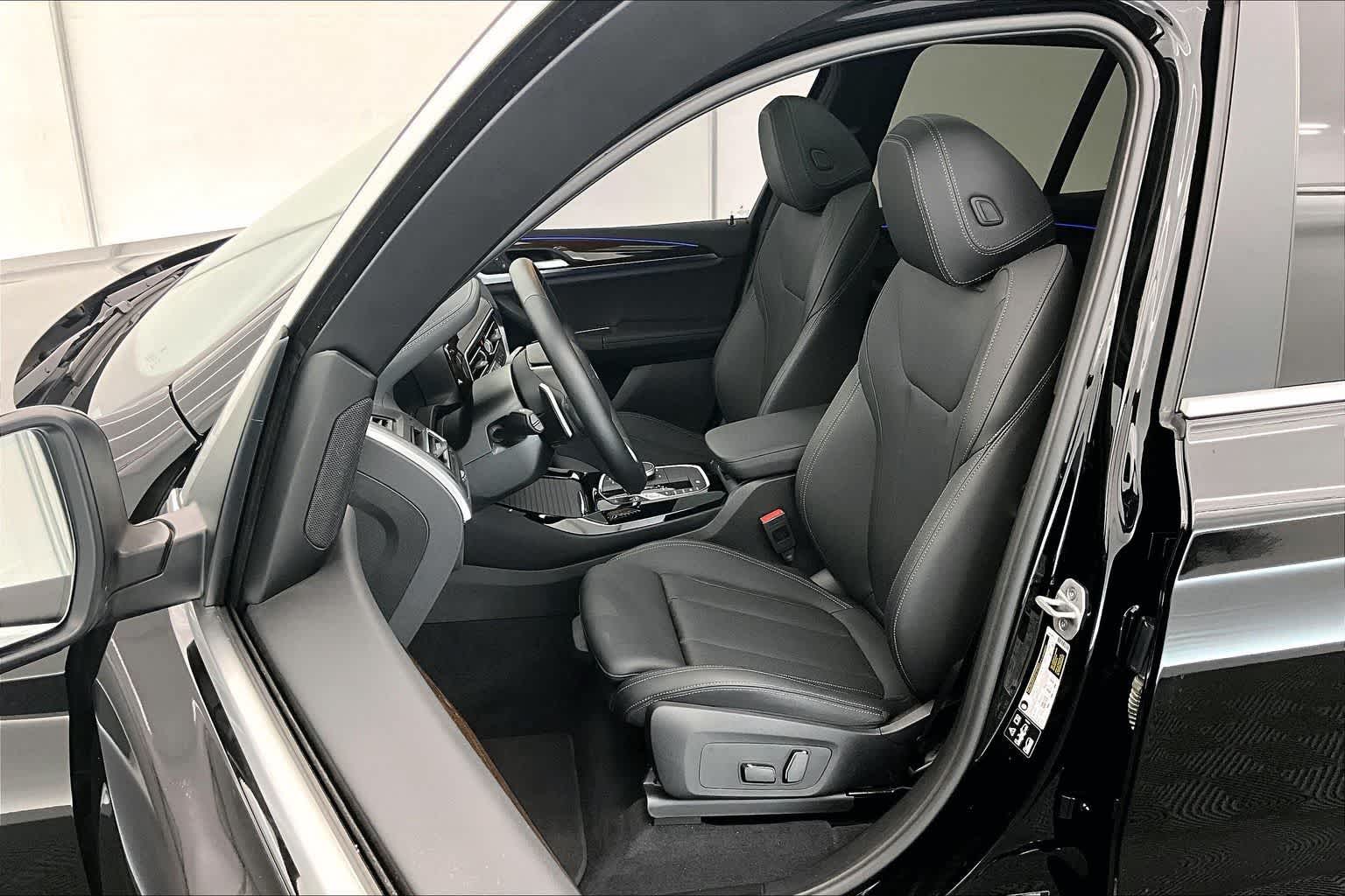 Thumbnail: 2024 BMW X3 - 11