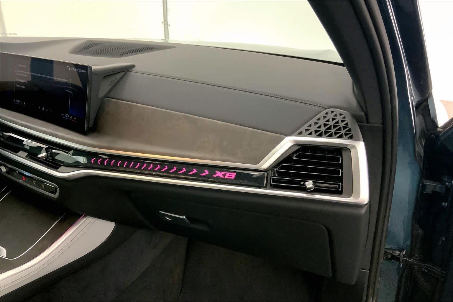 Thumbnail: 2025 BMW X5 - 23