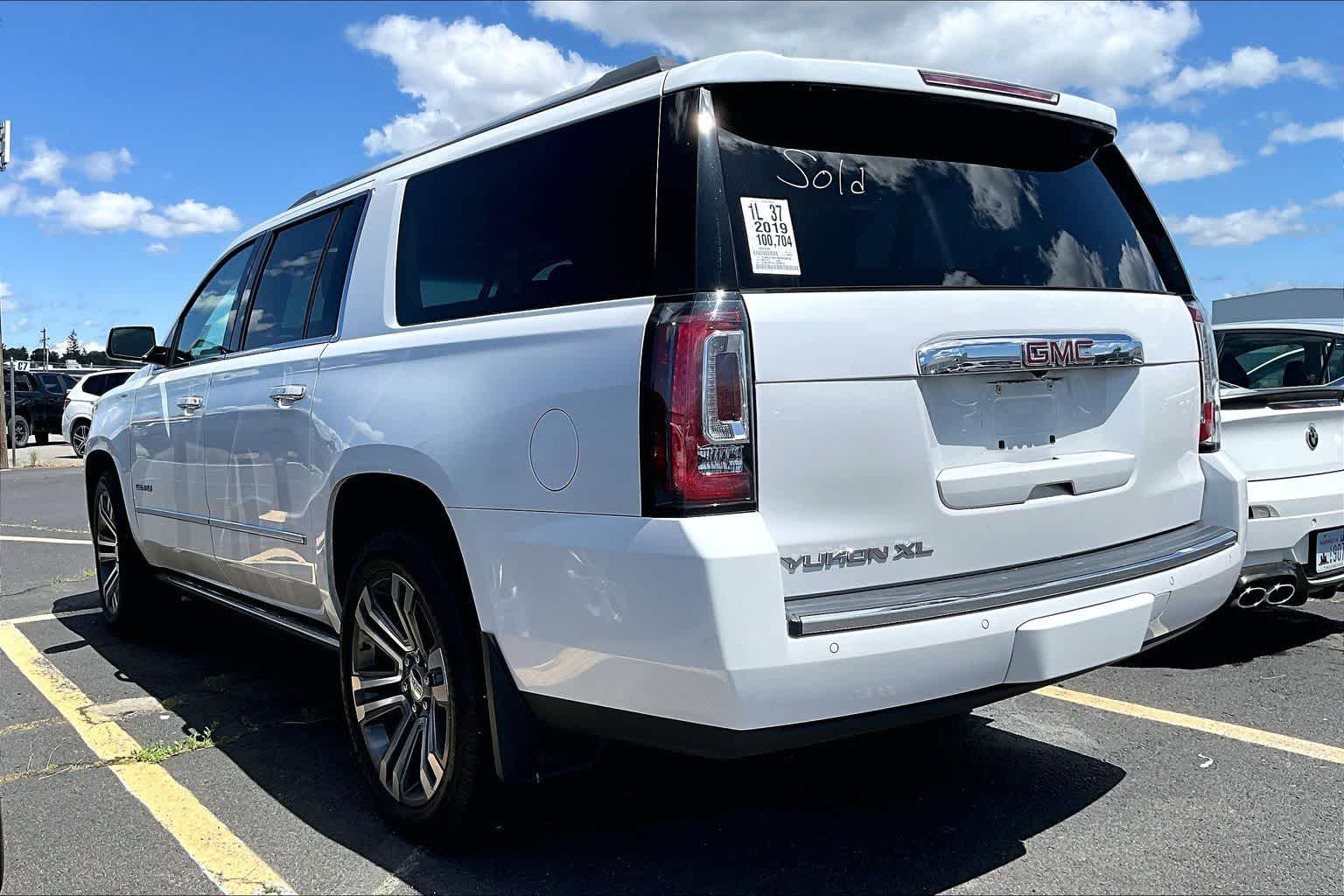 Thumbnail: 2019 GMC Yukon XL - 4