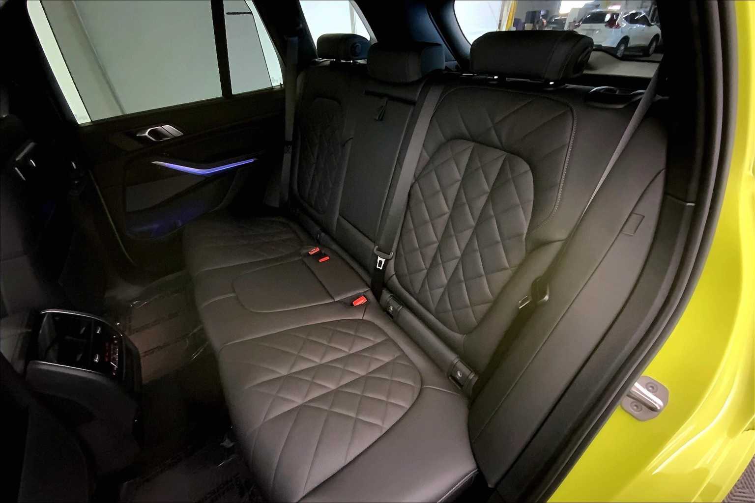 Thumbnail: 2025 BMW X5 - 13