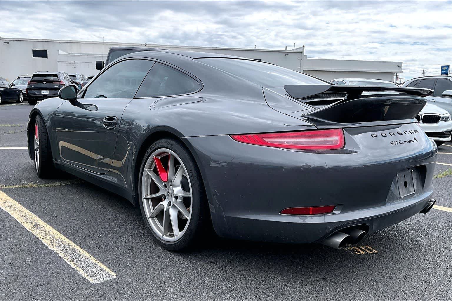 Thumbnail: 2013 Porsche 911 - 4
