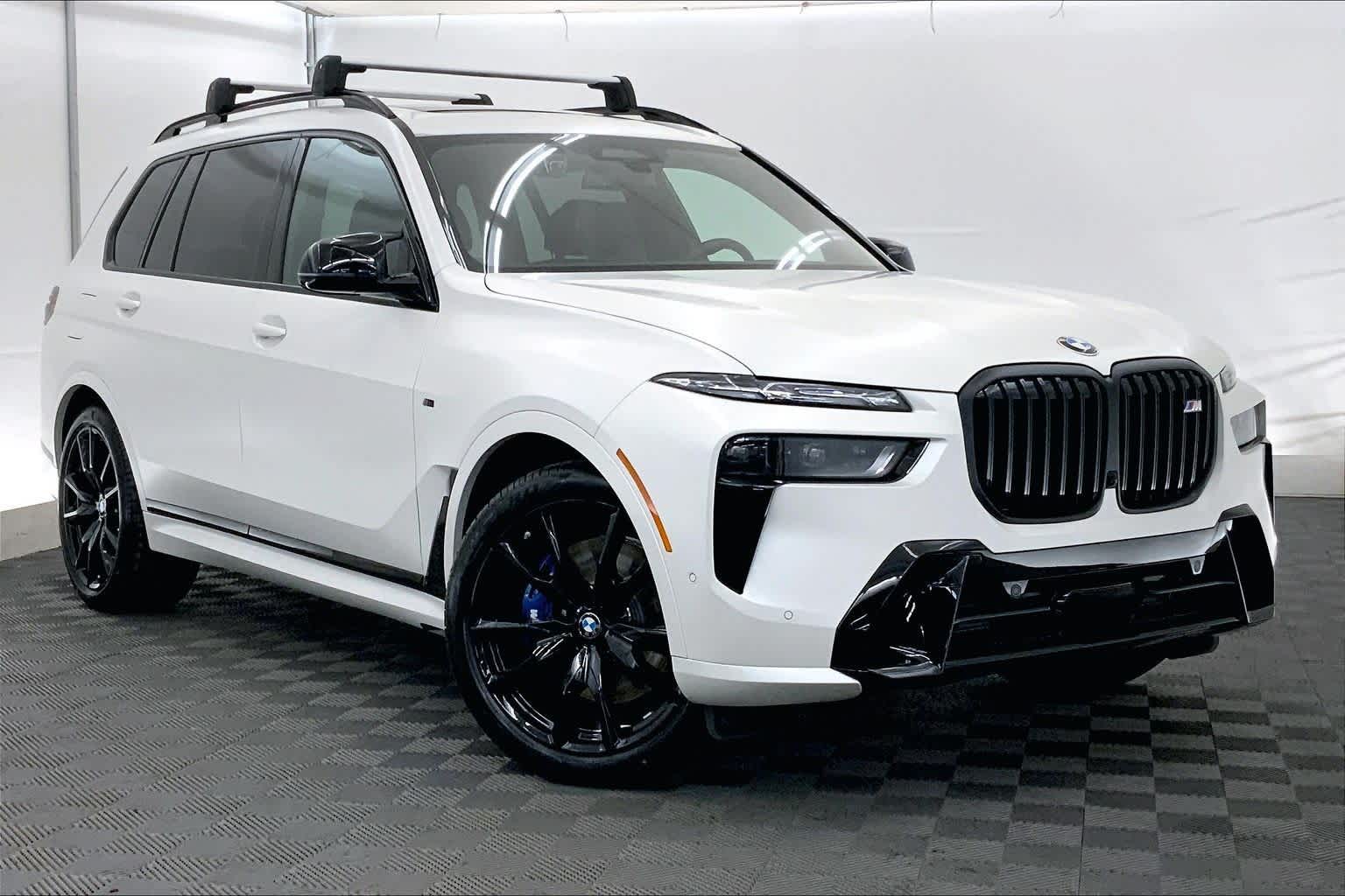 Thumbnail: 2026 BMW X7 - 21