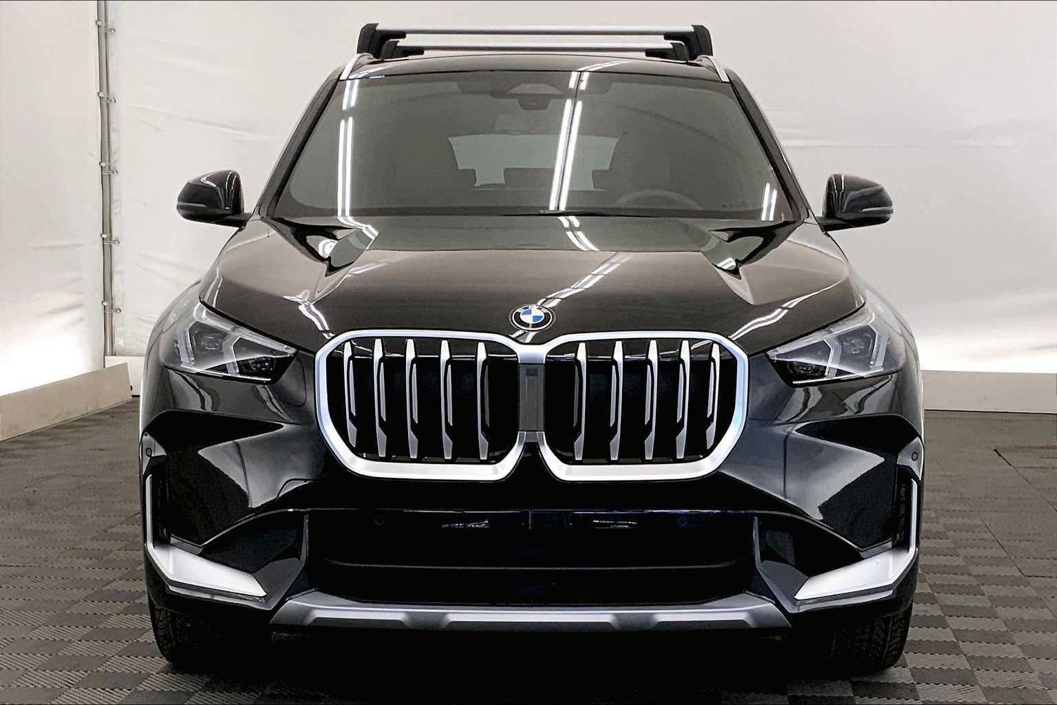 Thumbnail: 2025 BMW X1 - 6