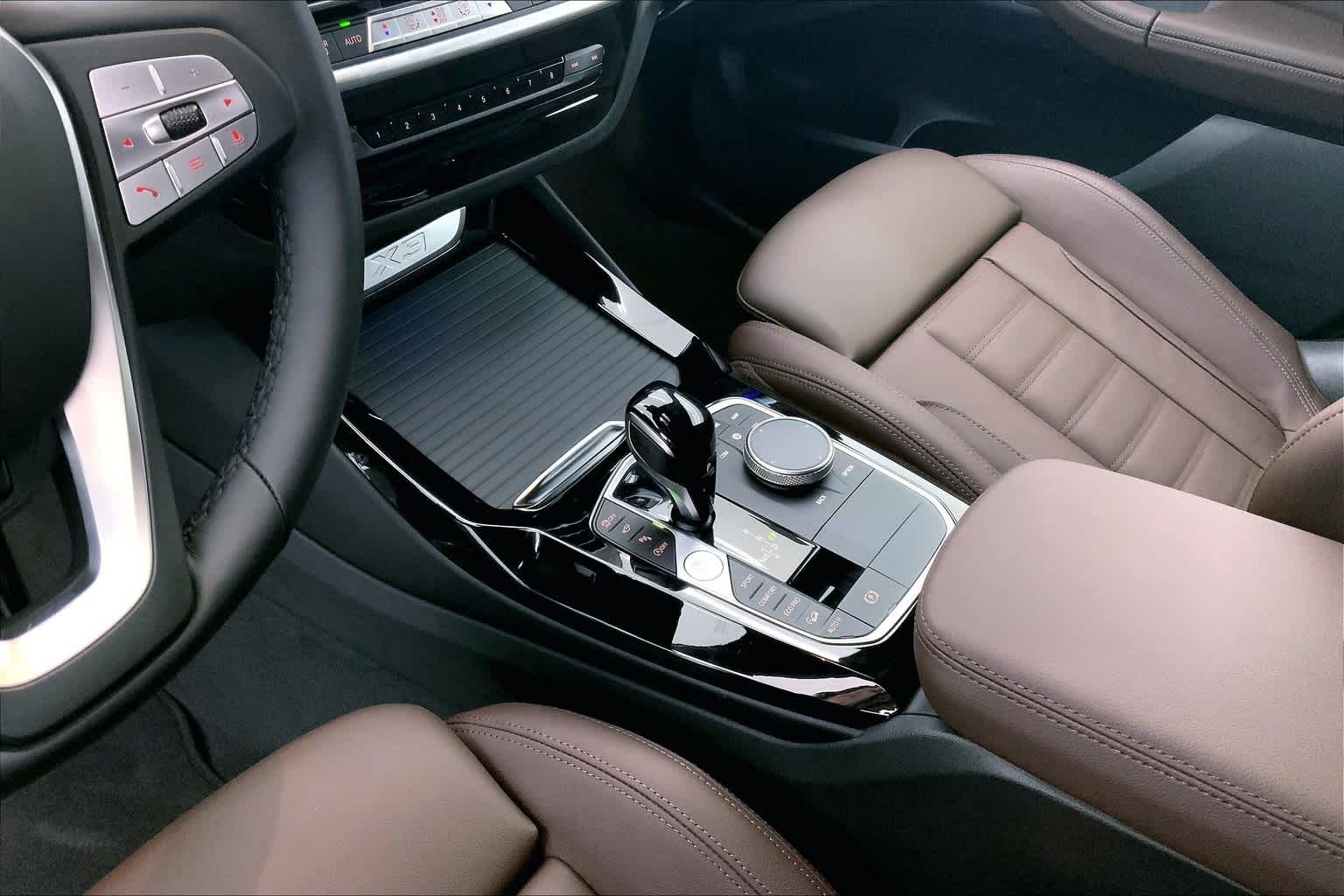 Thumbnail: 2023 BMW X3 - 16