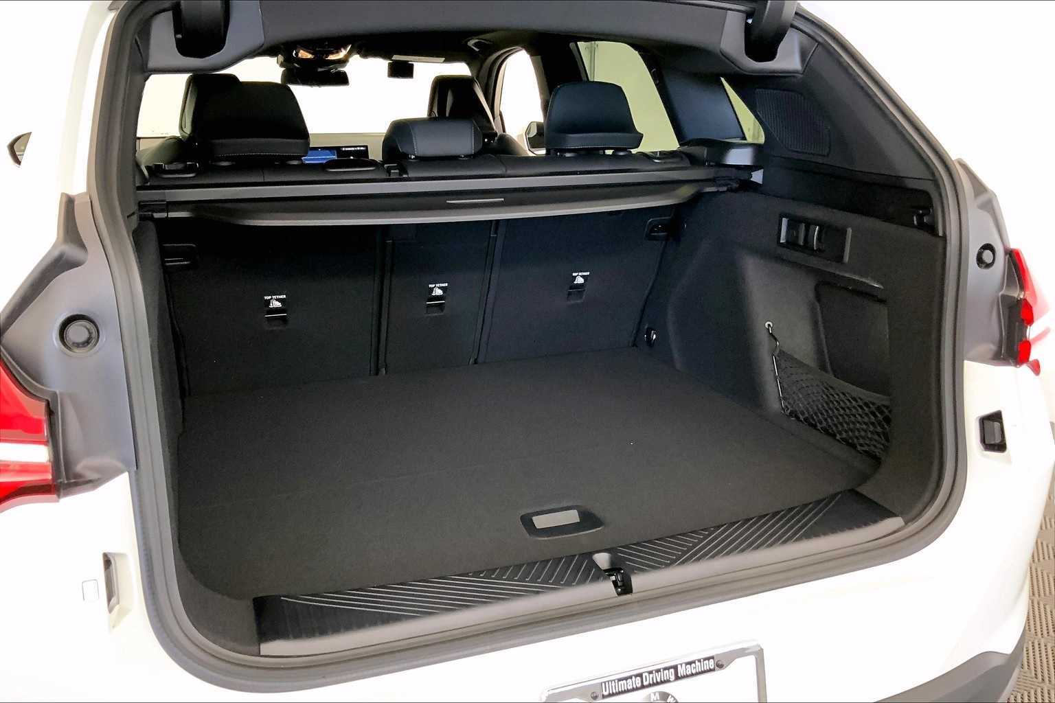 Thumbnail: 2025 BMW X3 - 19