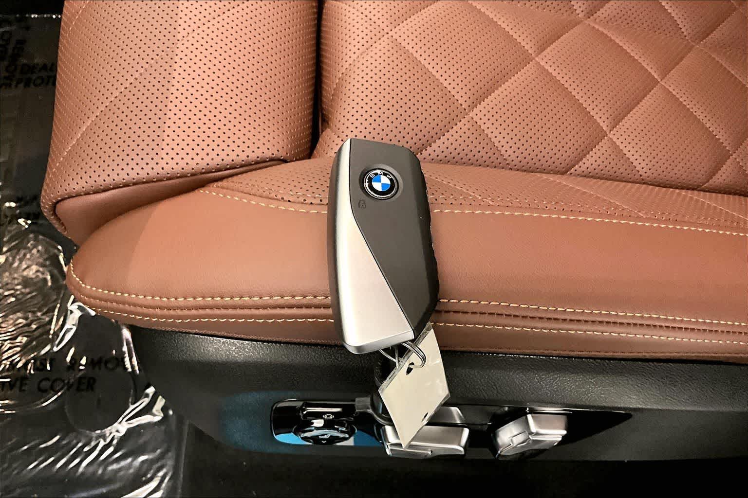Thumbnail: 2026 BMW X5 - 20