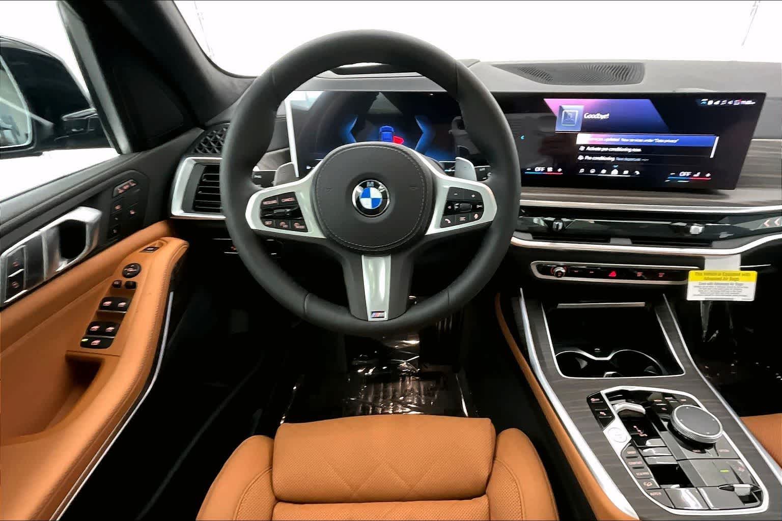 Thumbnail: 2026 BMW X7 - 15