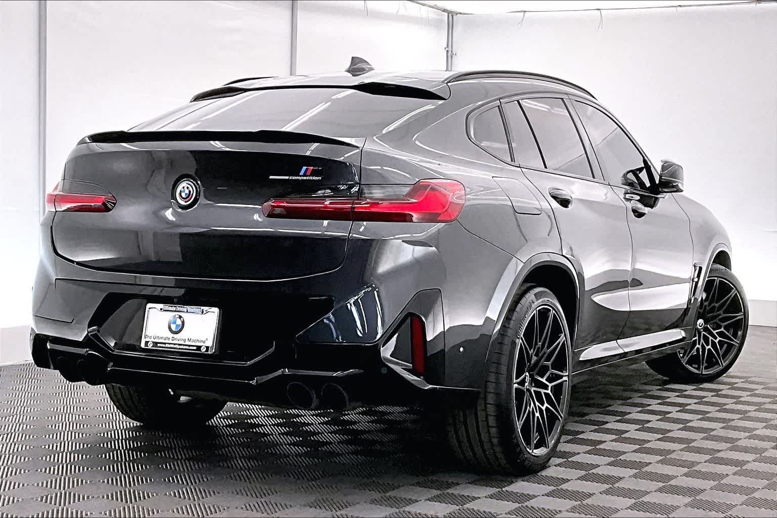 Thumbnail: 2023 BMW X4 - 22