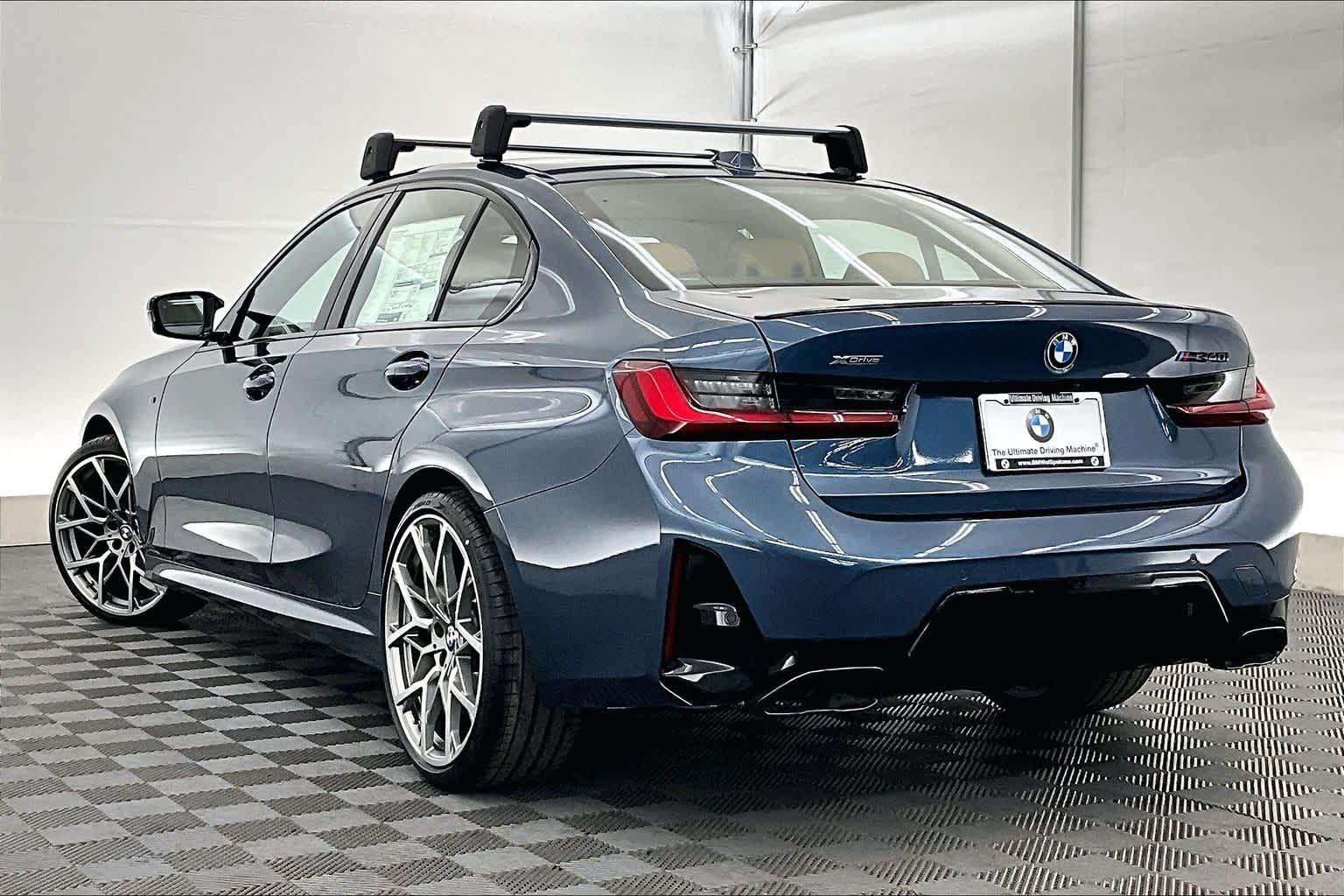 Thumbnail: 2026 BMW 3 Series - 4