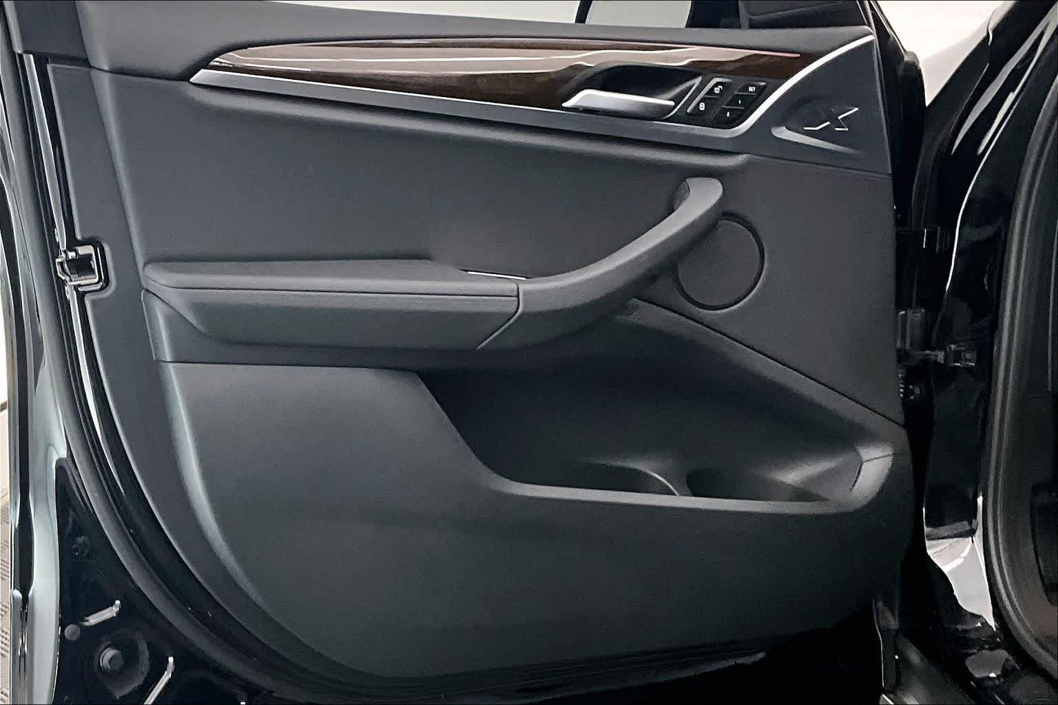 Thumbnail: 2024 BMW X3 - 27