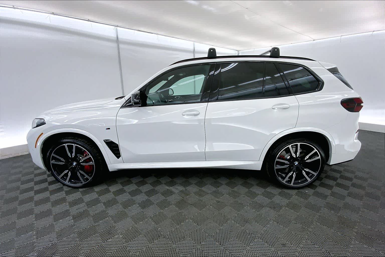 Thumbnail: 2026 BMW X5 - 3