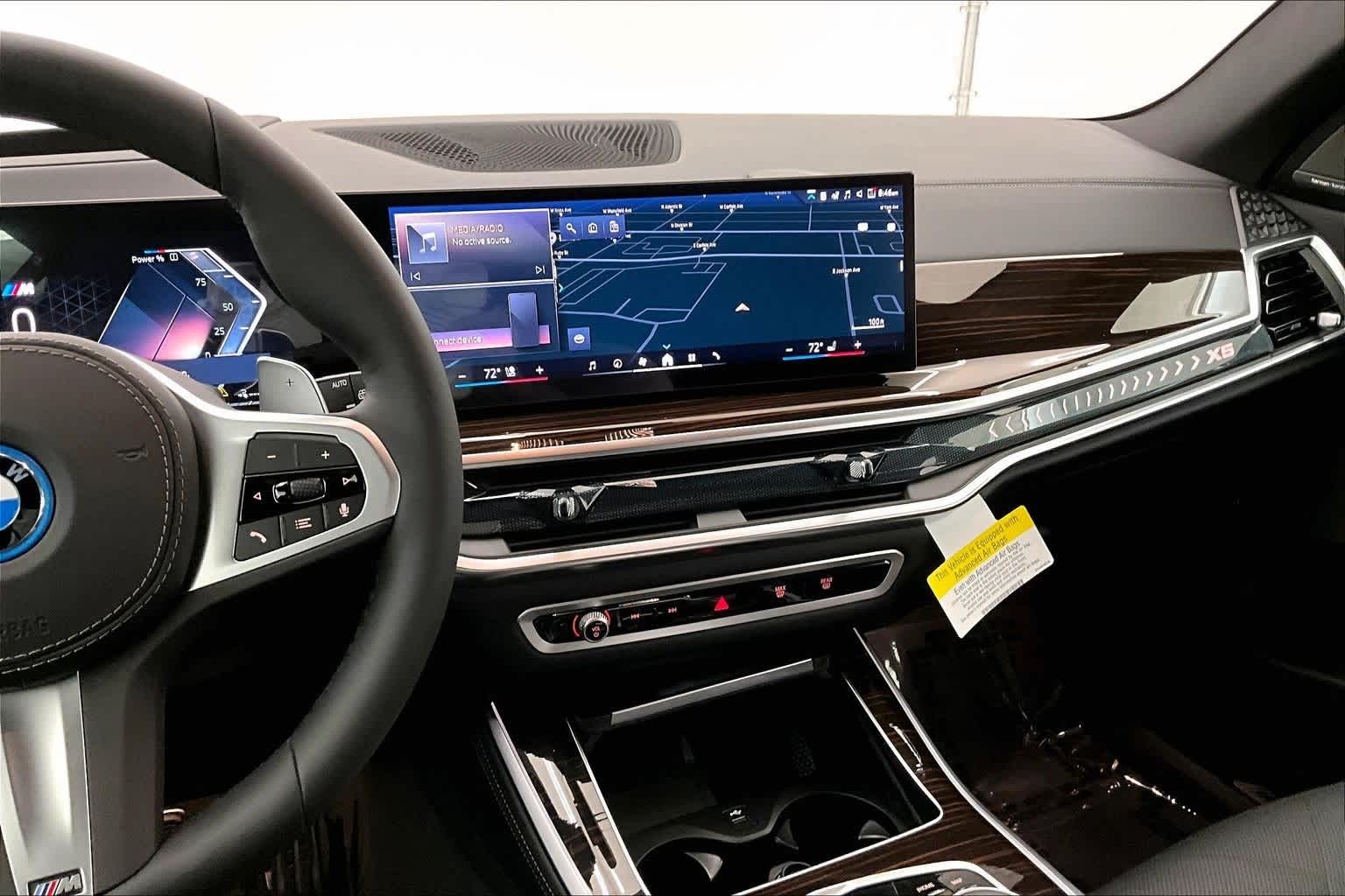 Thumbnail: 2026 BMW X5 - 16