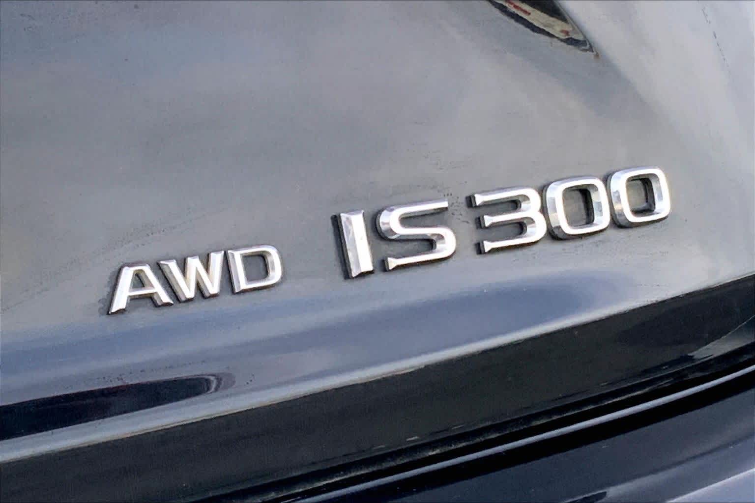 Thumbnail: 2020 Lexus IS - 13