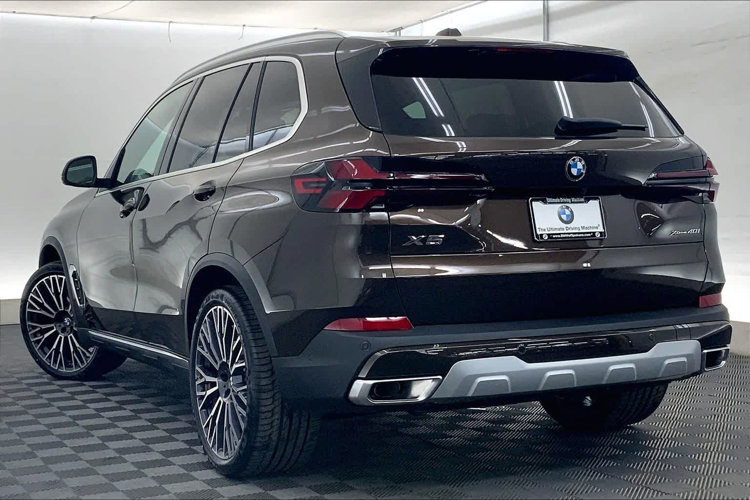 Thumbnail: 2026 BMW X5 - 4