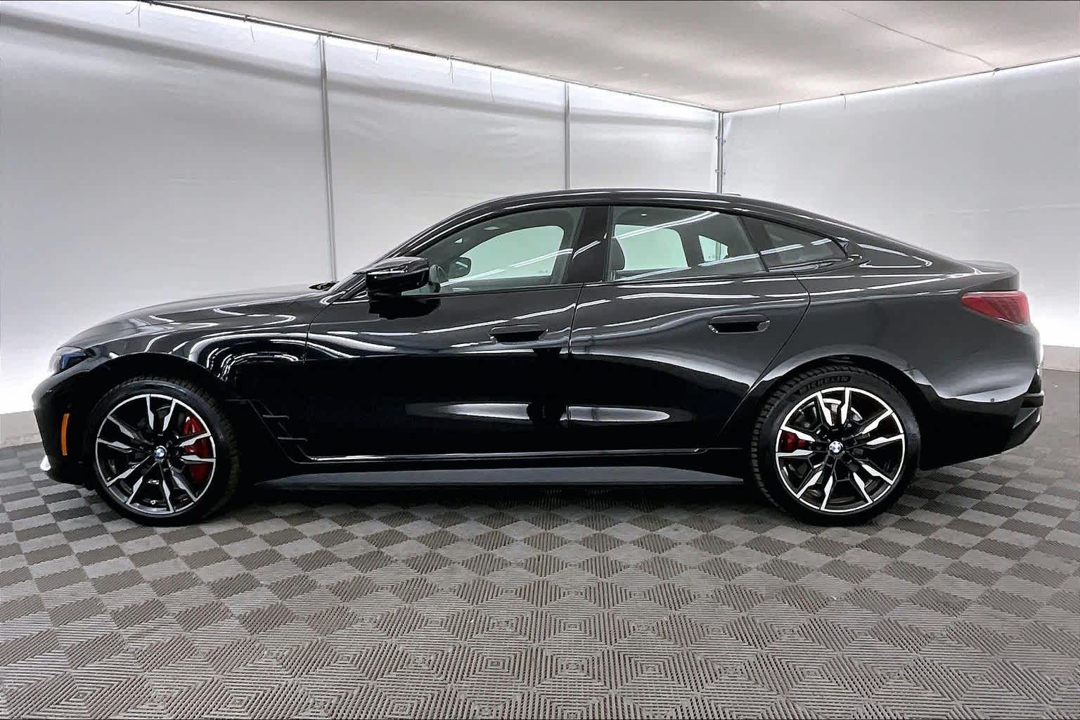 Thumbnail: 2025 BMW i4 - 3