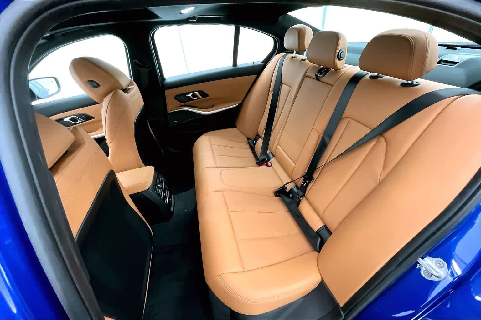 Thumbnail: 2026 BMW 3 Series - 13