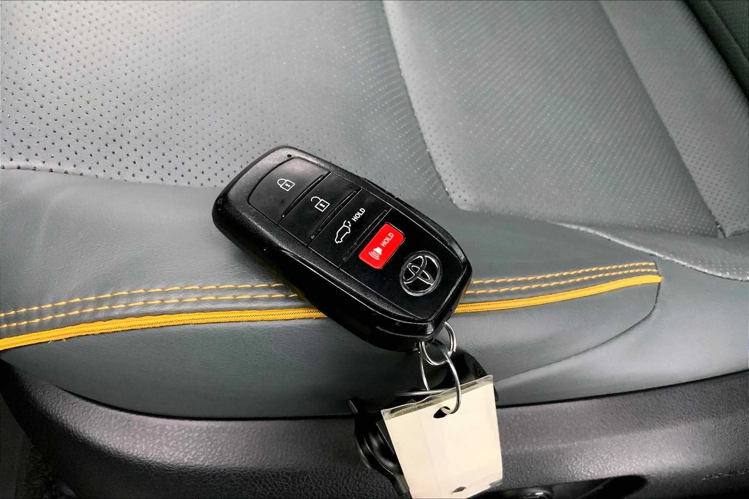 Thumbnail: 2025 Toyota 4Runner - 19