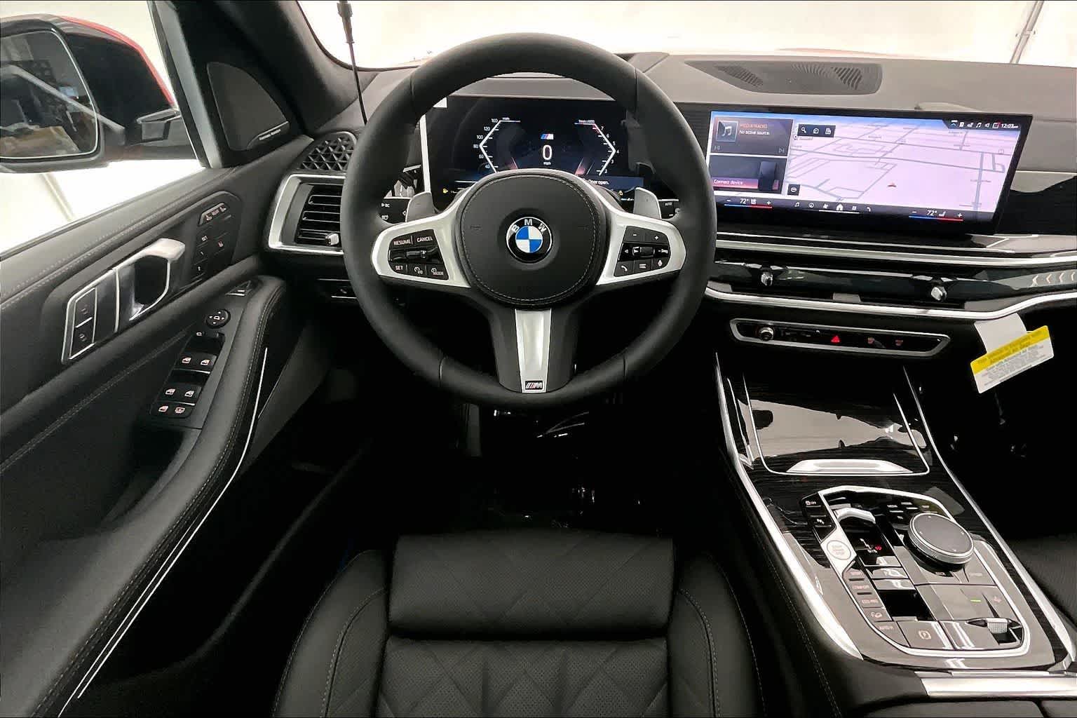 Thumbnail: 2026 BMW X7 - 15