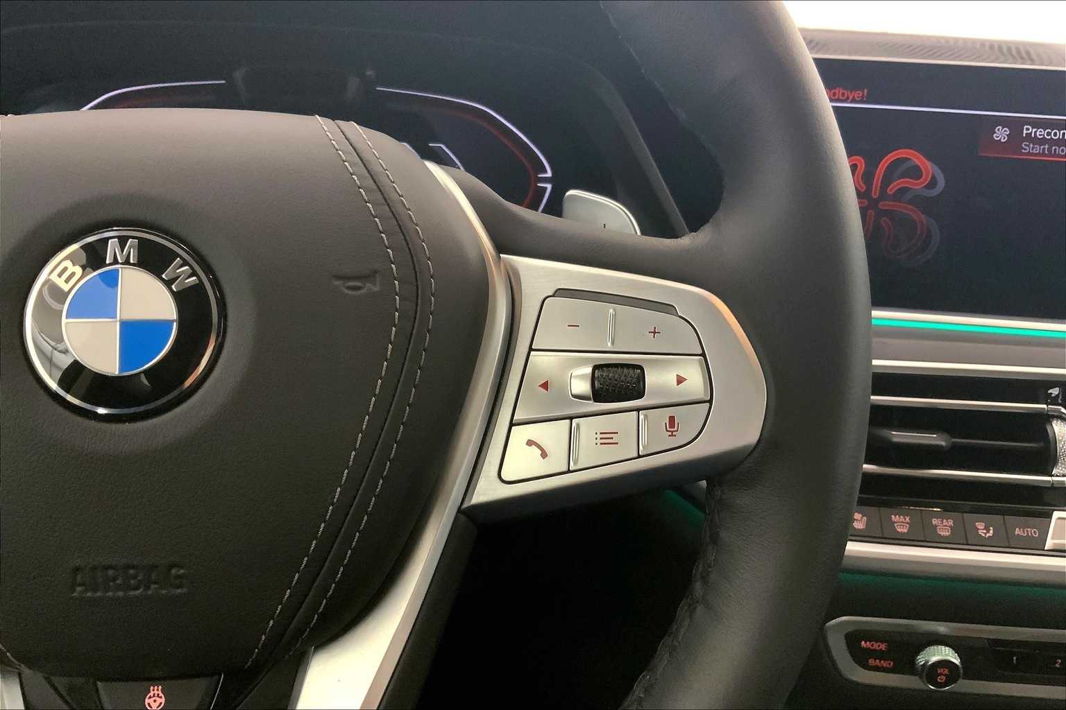 Thumbnail: 2022 BMW X7 - 25