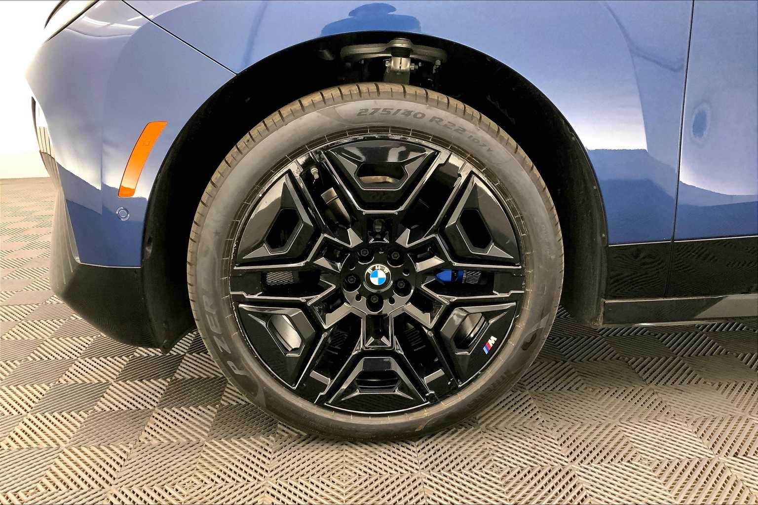 Thumbnail: 2025 BMW iX - 8