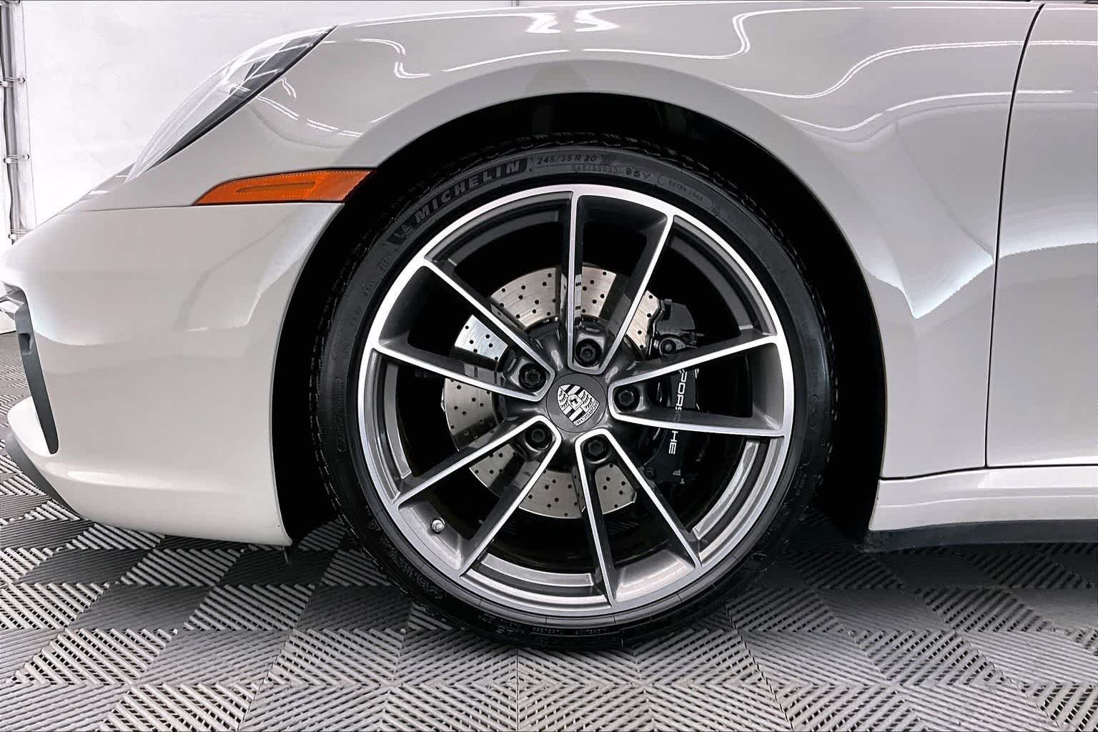 Thumbnail: 2020 Porsche 911 - 8