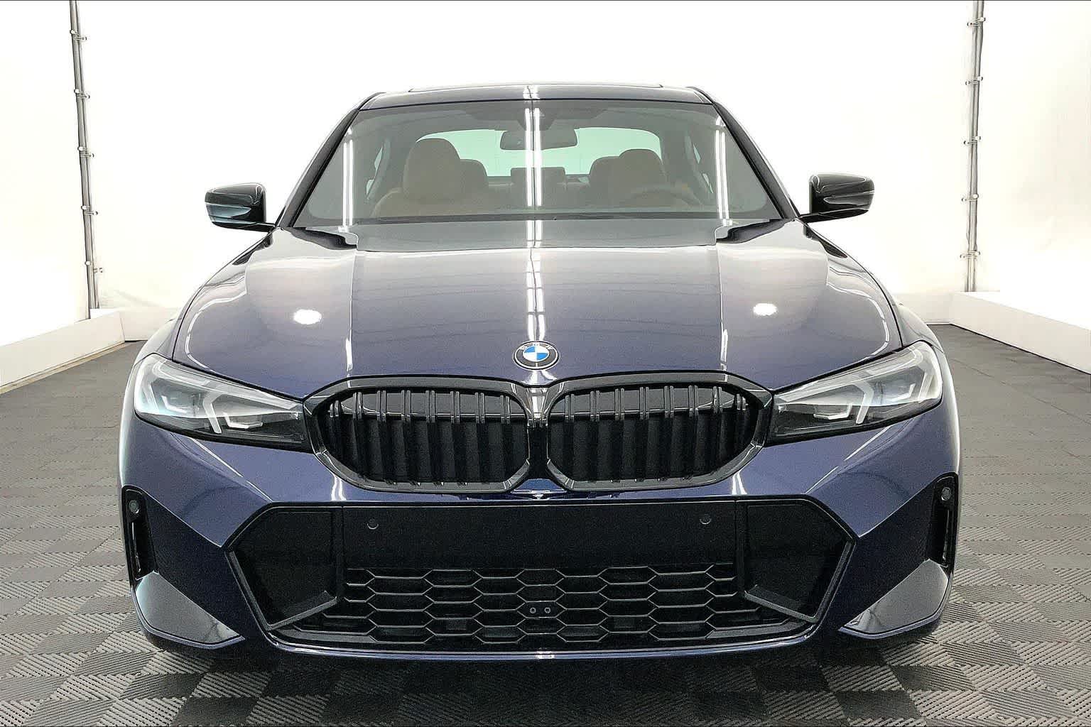Thumbnail: 2026 BMW 3 Series - 6