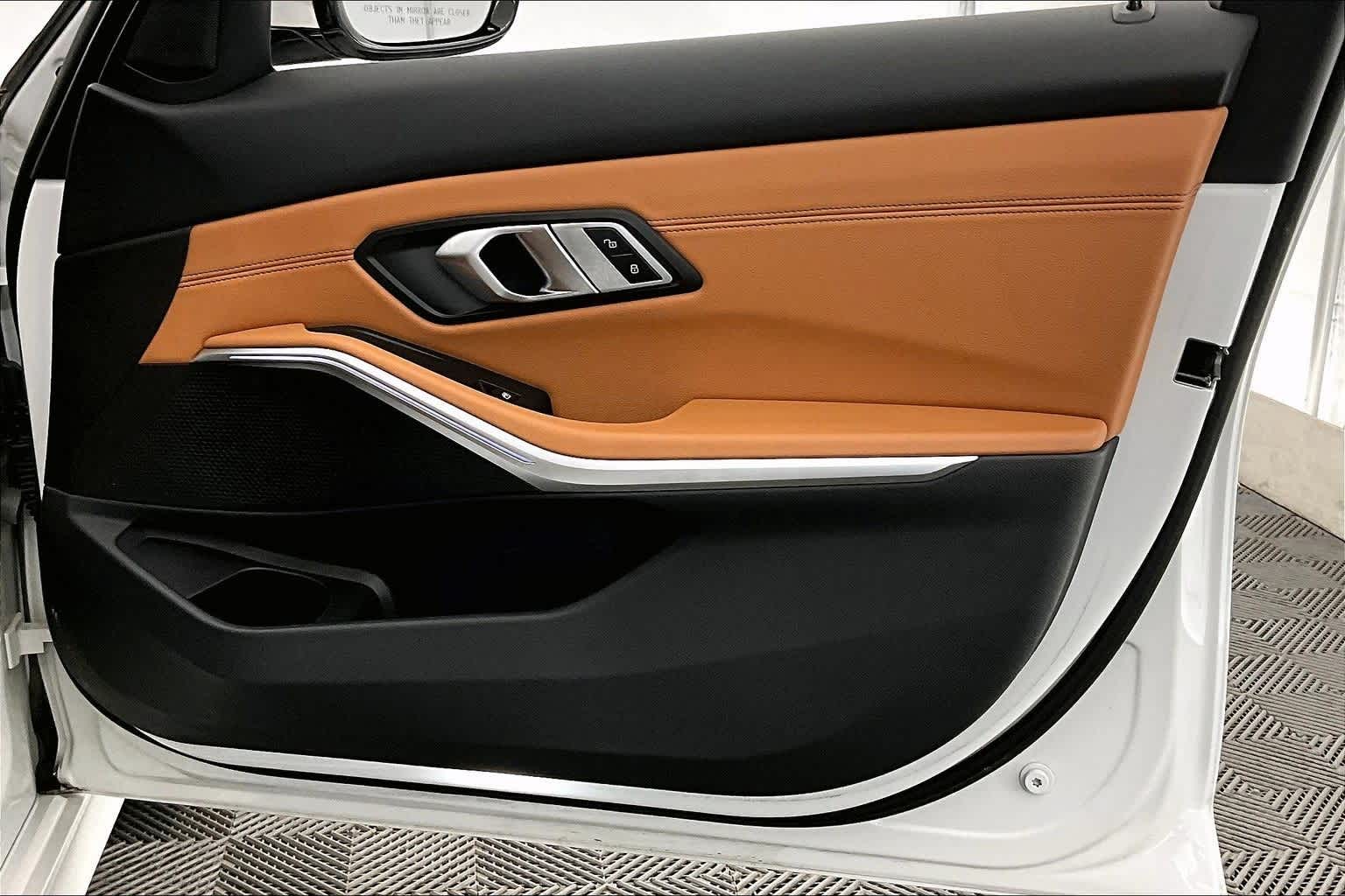 Thumbnail: 2021 BMW 3 Series - 28