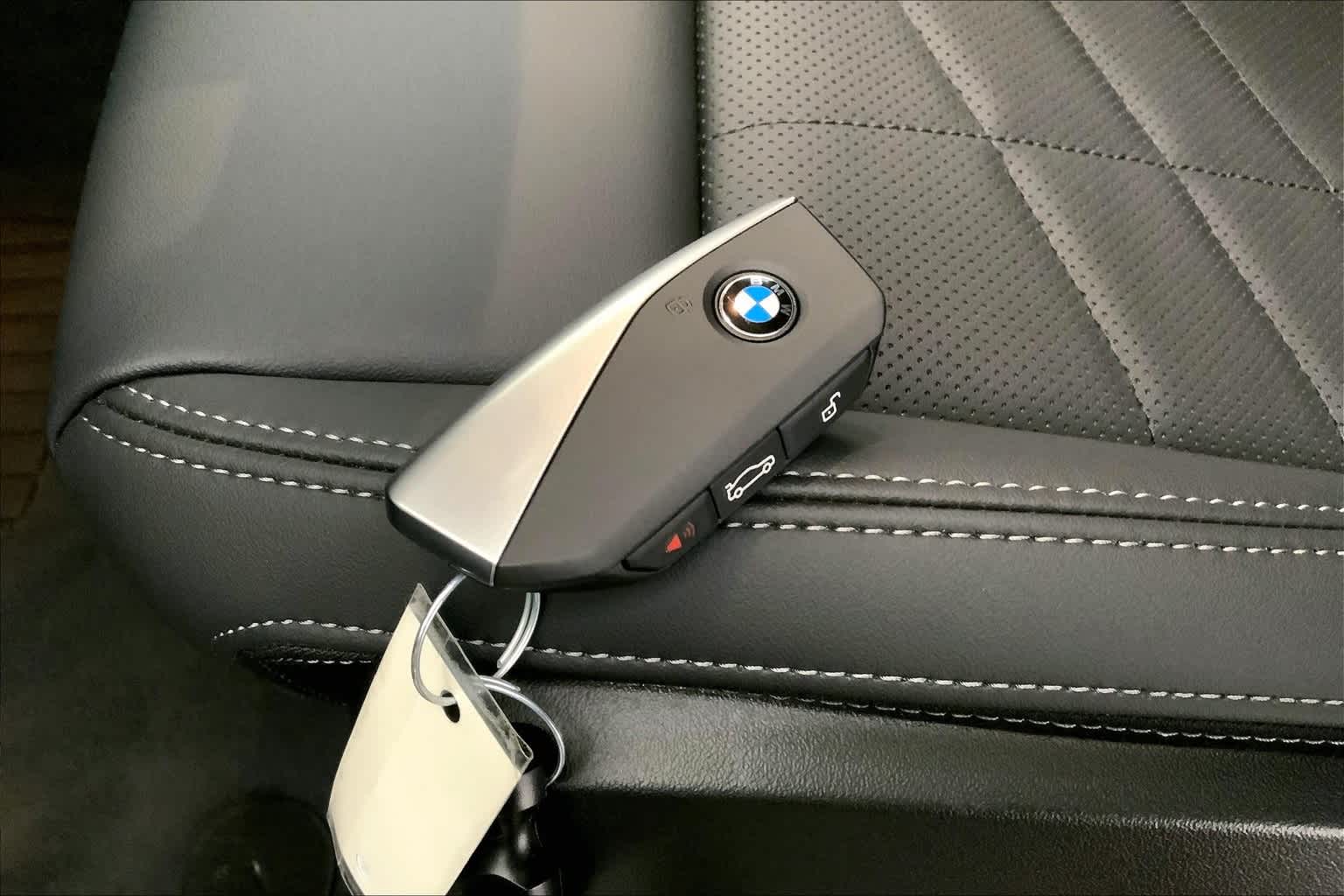 Thumbnail: 2025 BMW X1 - 20