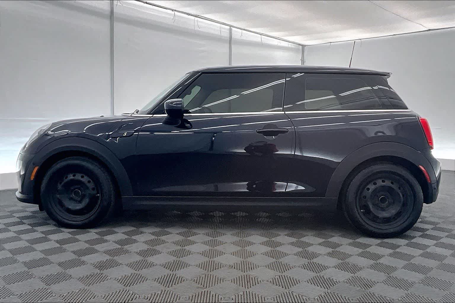 Thumbnail: 2024 MINI Cooper Hardtop - 3