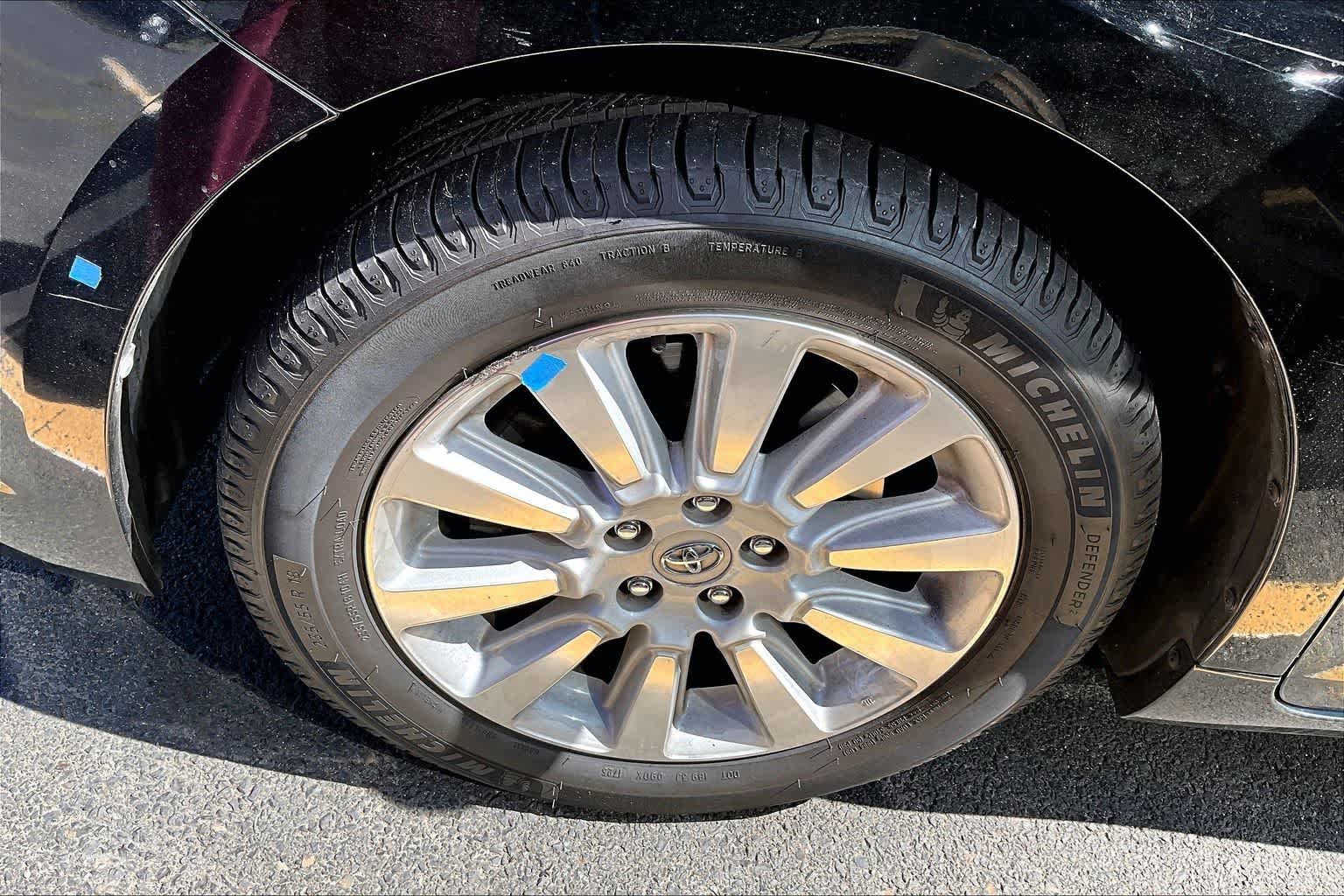 Thumbnail: 2015 Toyota Sienna - 8